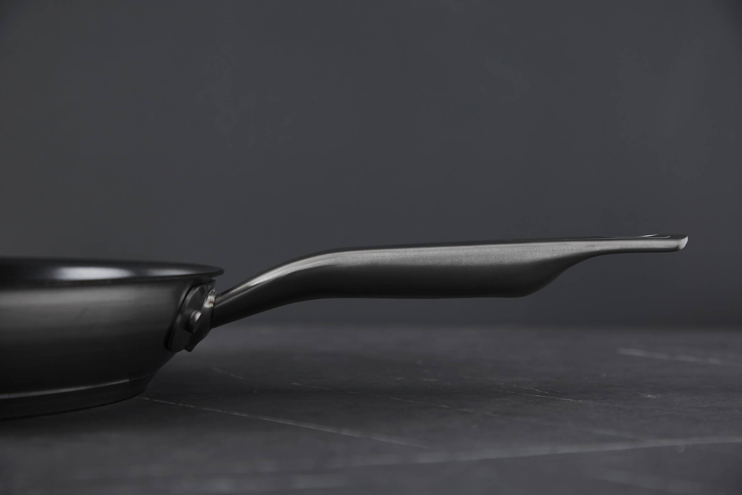 Virtuoso E4920425 Poêle à frire - 24 cm - Induction