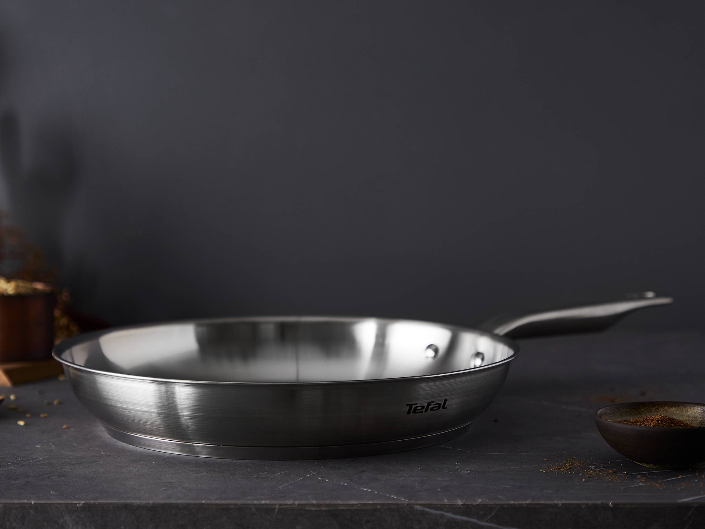 Virtuoso E4920425 Poêle à frire - 24 cm - Induction