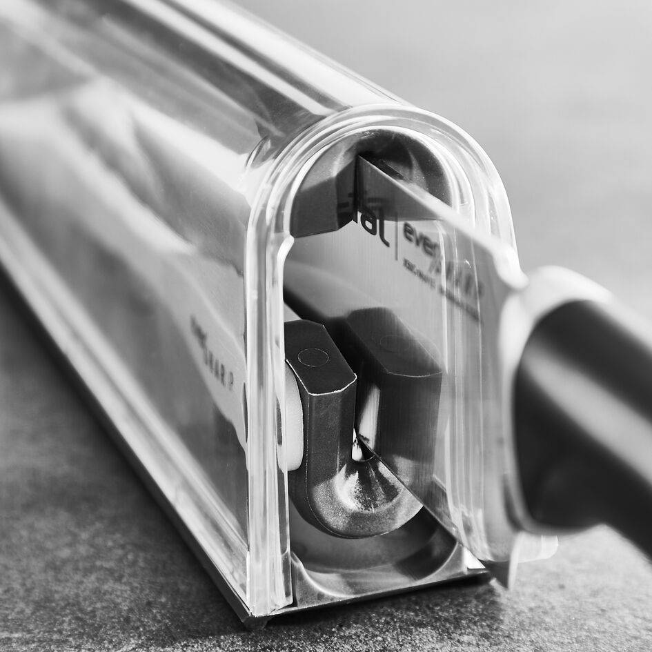 Ever Sharp K2569004 Couteau de chef 16,5 cm + aiguiseur