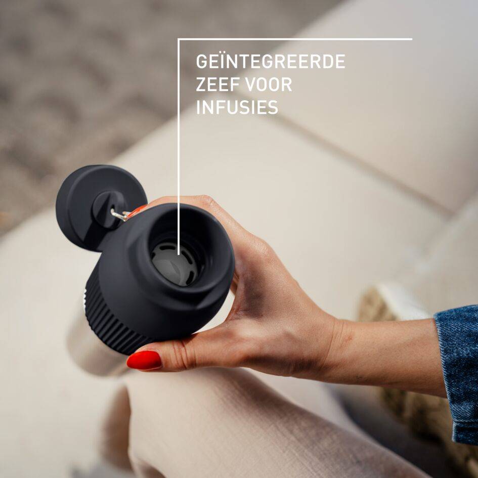 BeYou Twist N2193110 Isotherme drinkfles - 0,7L - Zwart