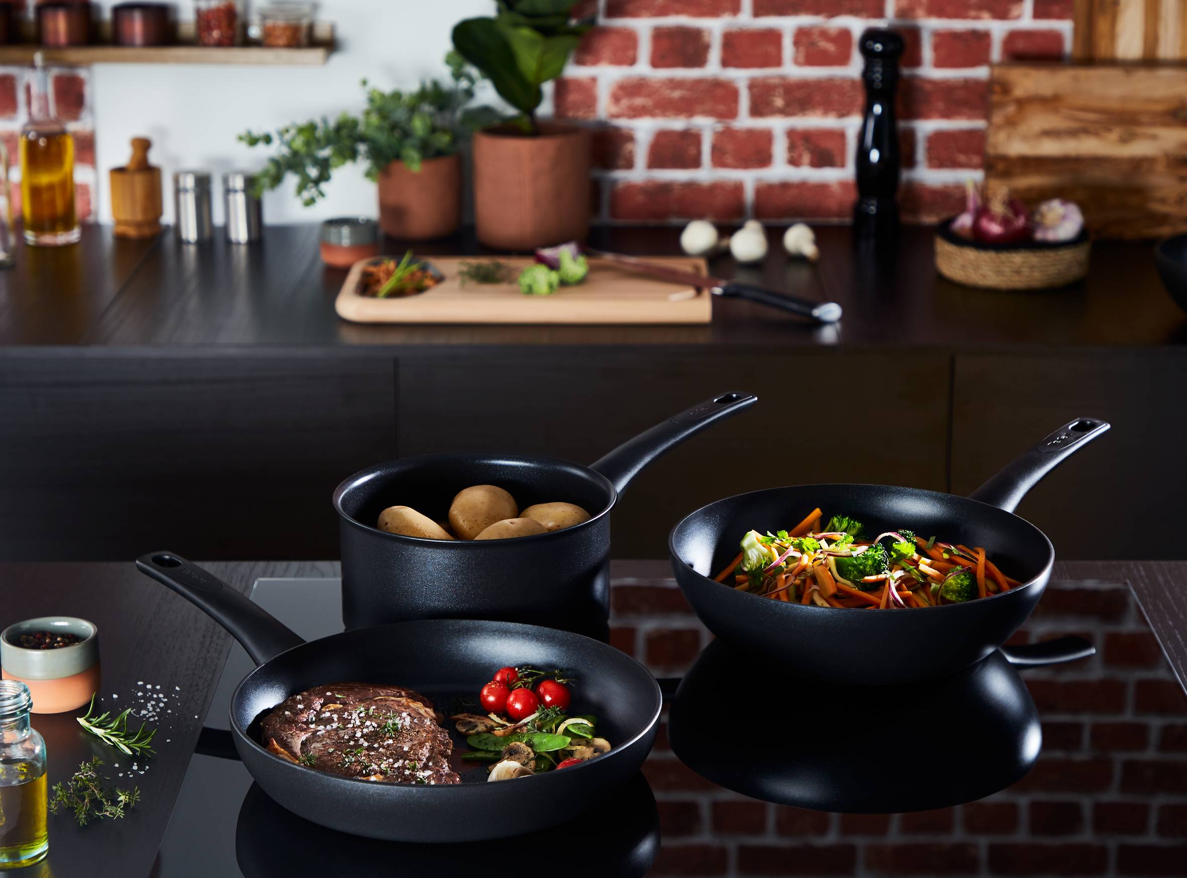 Ultimate On G26038AZ Poêle à crêpe - 25 cm - Induction