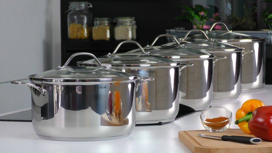 Intuition B864S734 Set de 7 pièces - Induction