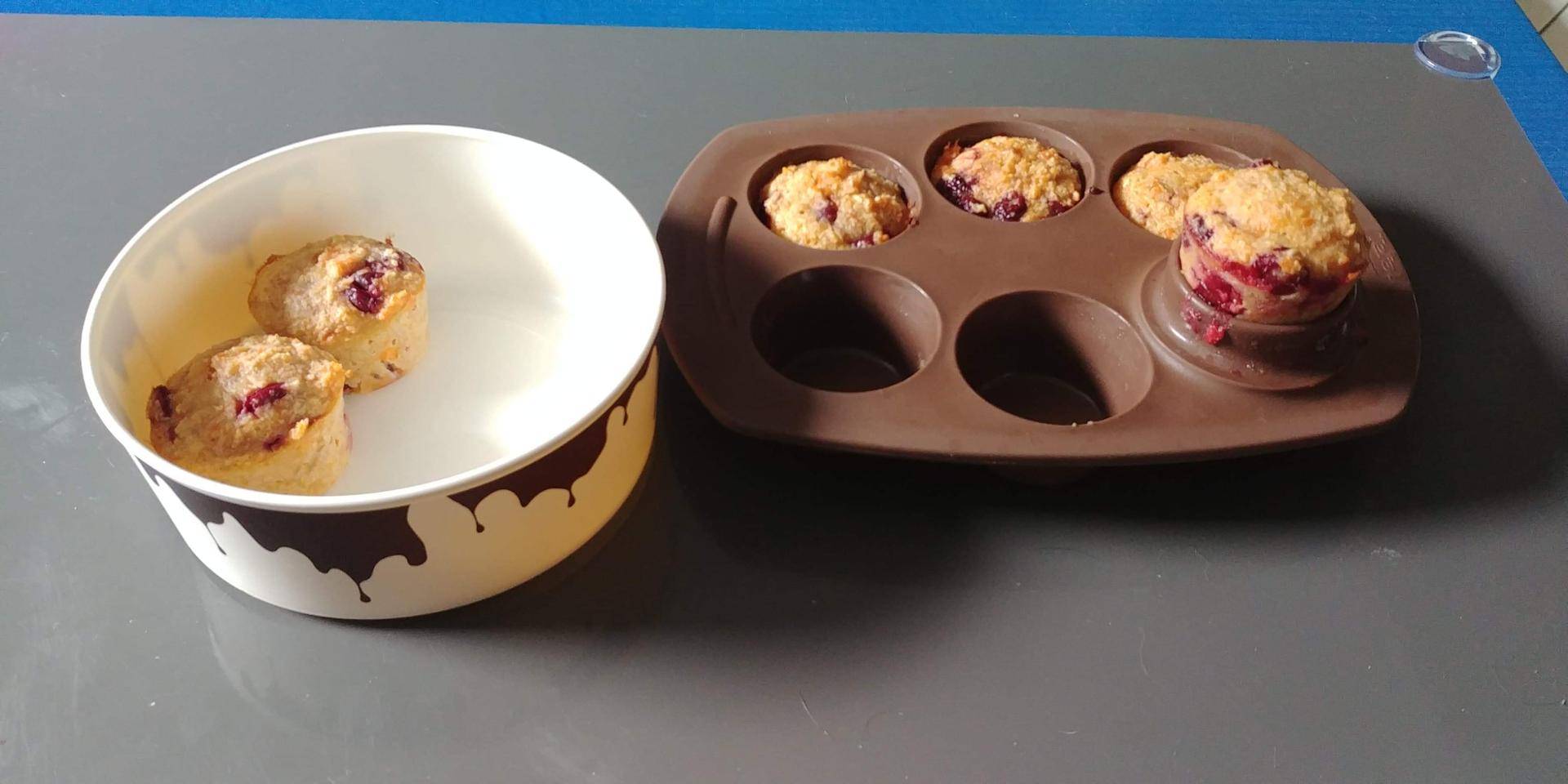 Muffins fondants patates douces, griottes, coco - Recette Cake Factory | Tefal