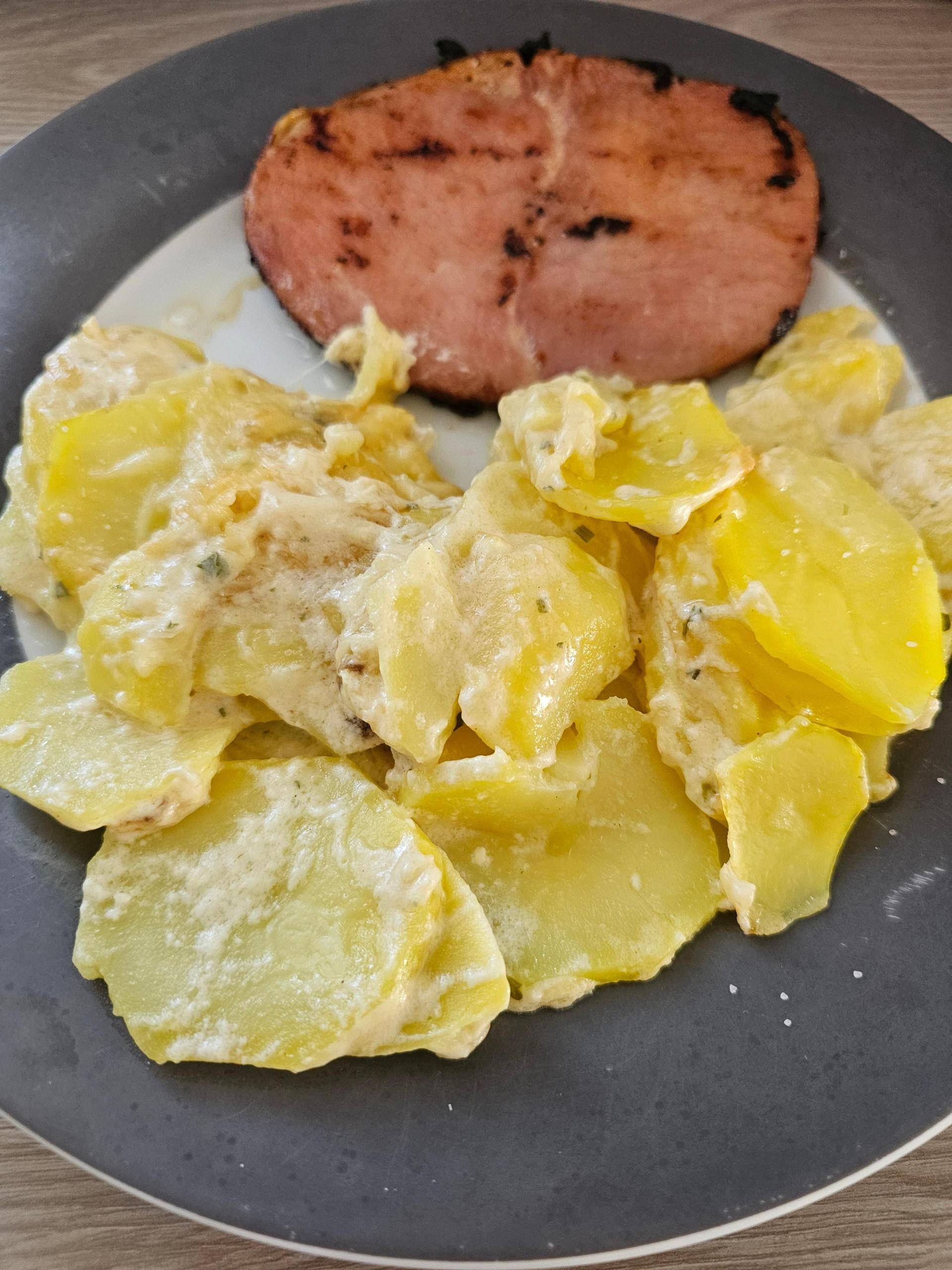 Gratin de pommes de terre au boursin - Recepten Cake Factory Infinity | Tefal