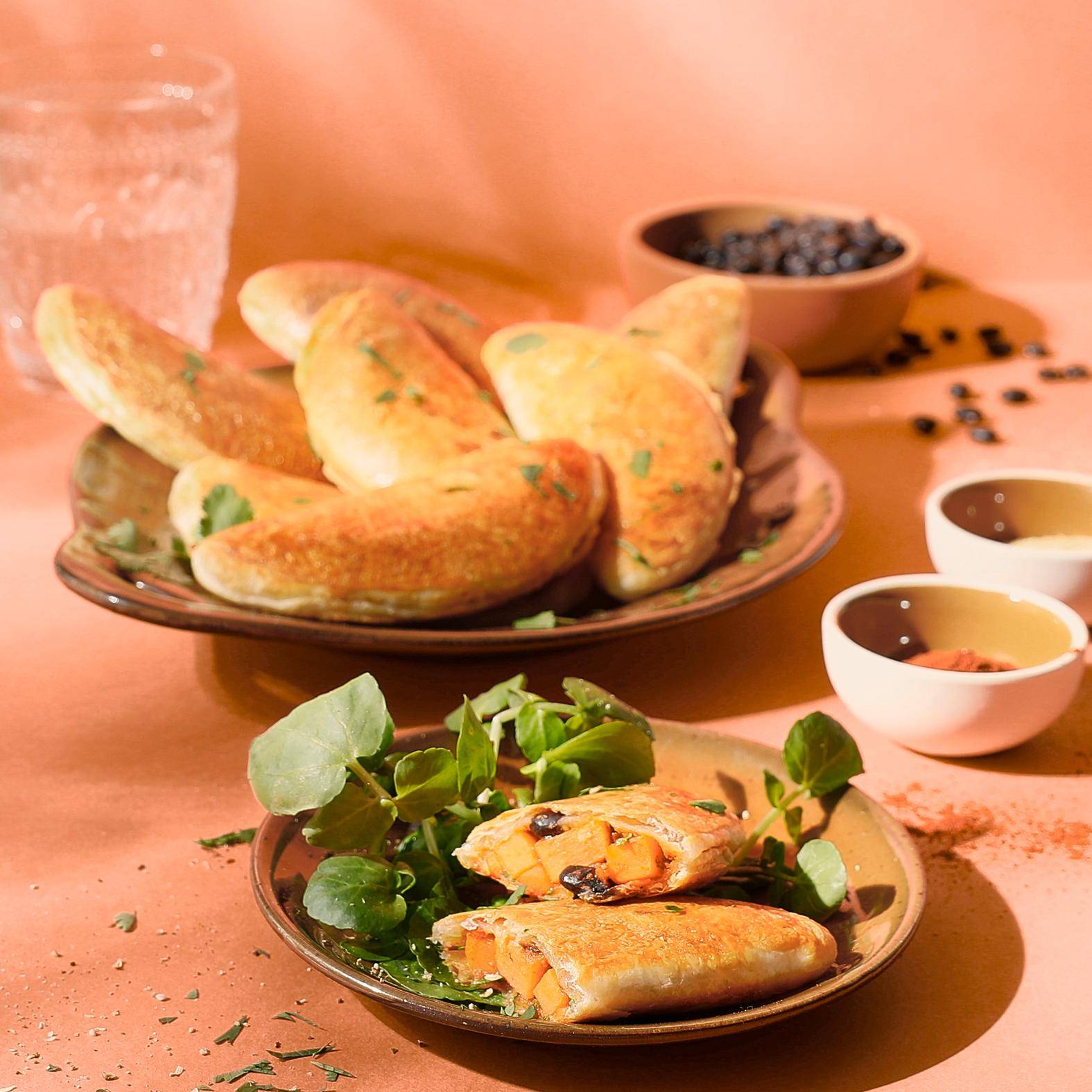 Sweet potato and black bean turnovers - Recepten Snack Collection MECHANICAL | Tefal