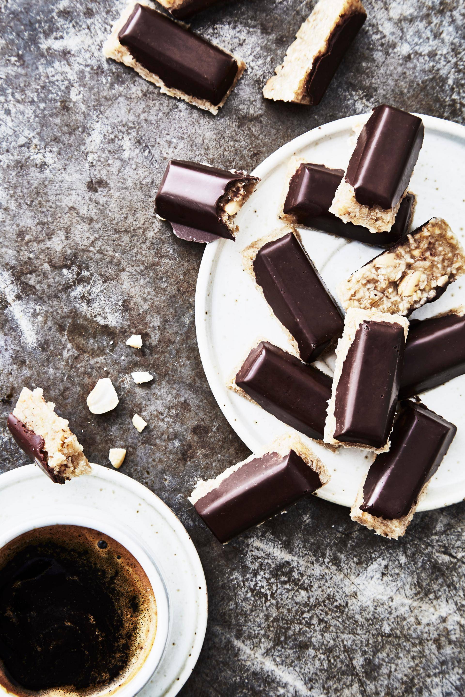 Mini barres de céréales aux noix de cajou et au chocolat - Recette Cake Factory | Tefal