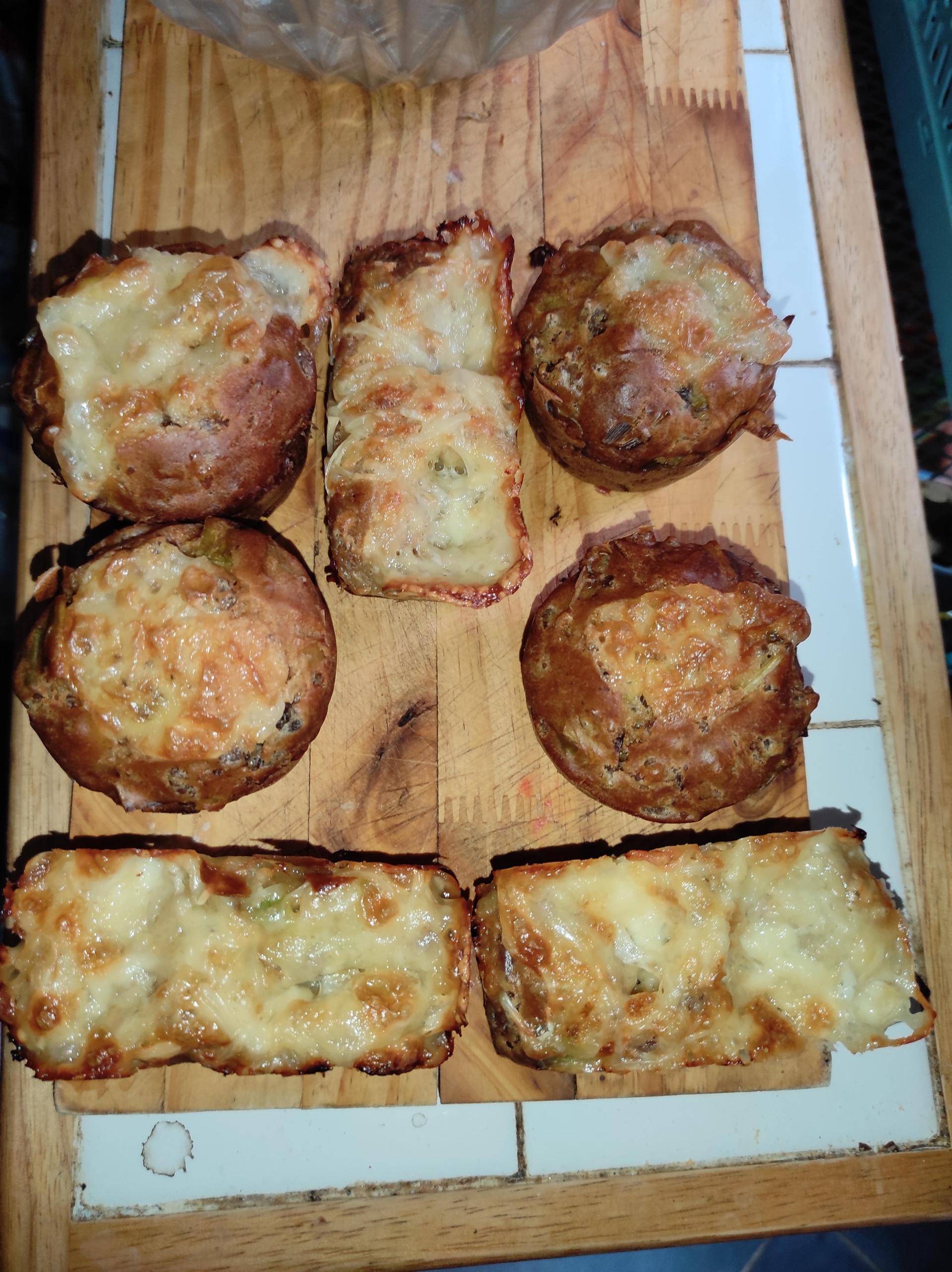 Muffins et financiers poireau, viande hachée et mozzarella - Recette Cake Factory | Tefal