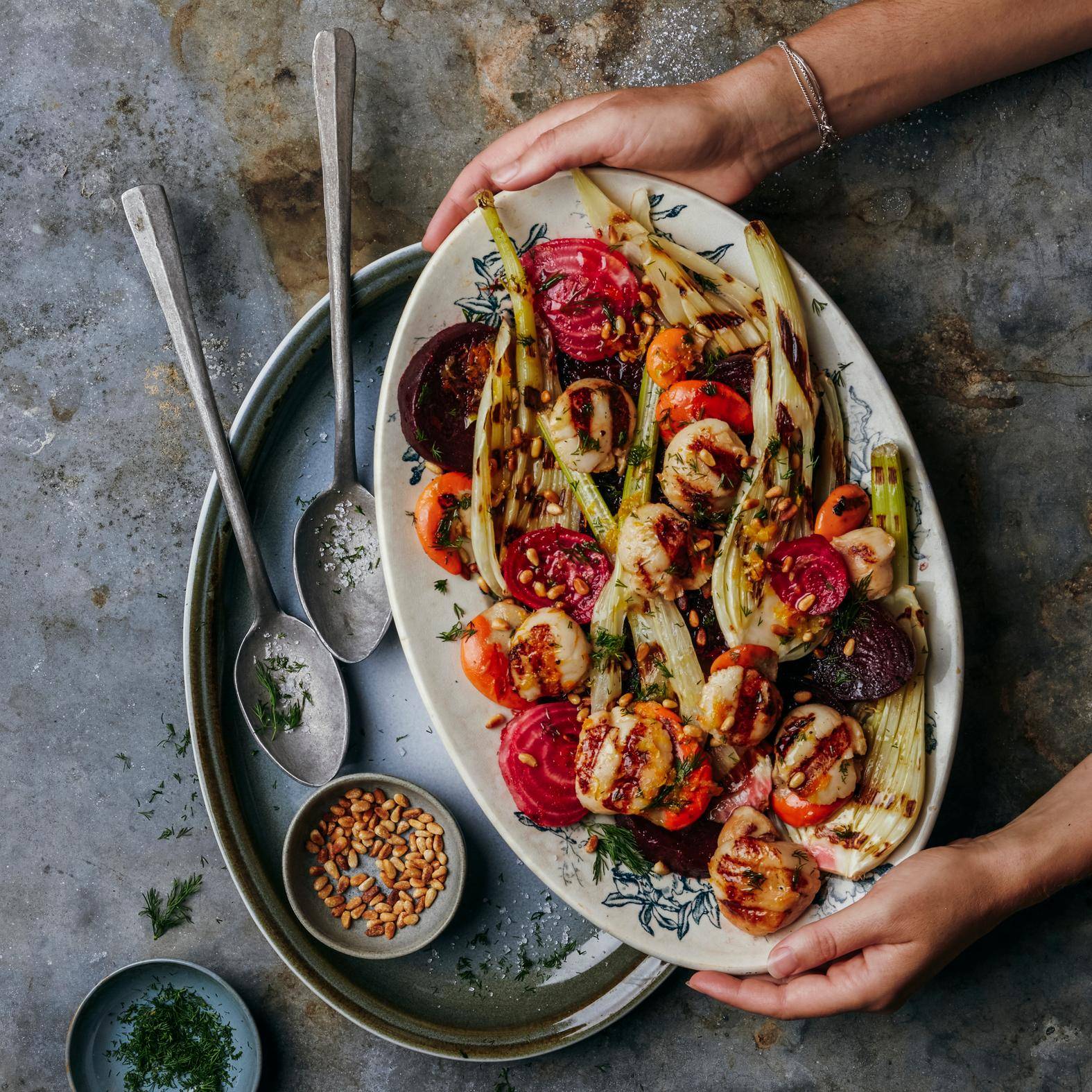 Sint-jakobsschelpen met gegrilde venkel en bietjessalade - Recepten OptiGrill + | Tefal