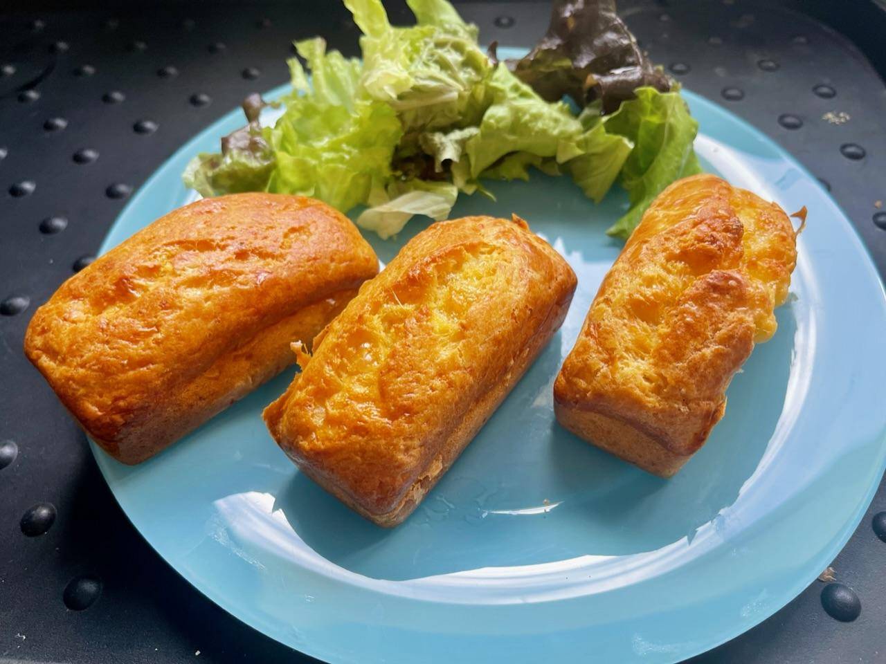 Cake à l’ail - Recette Cake Factory | Tefal