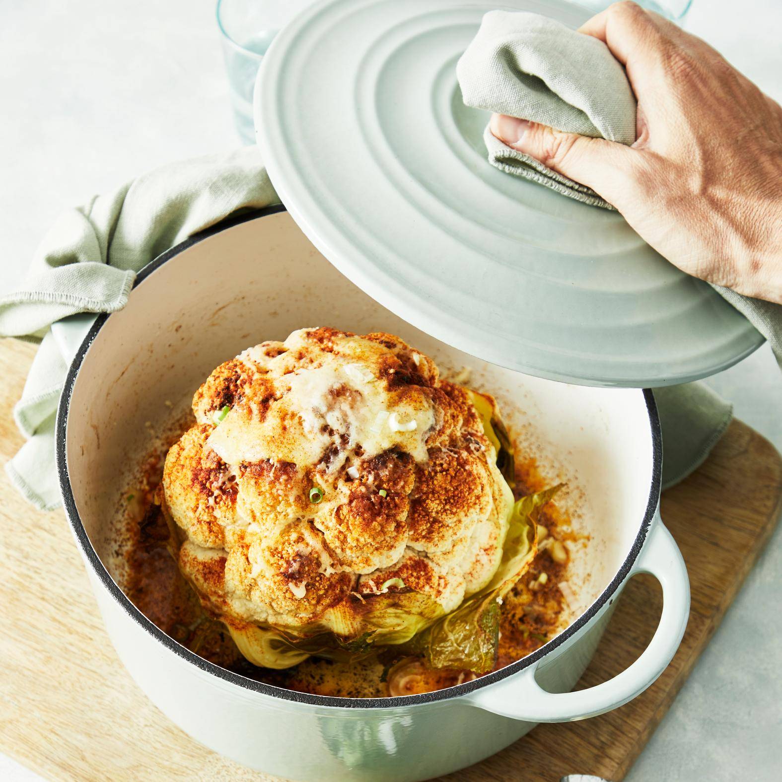 Chou-fleur rôti entier au cheddar - Recette Poêles et Casseroles | Tefal
