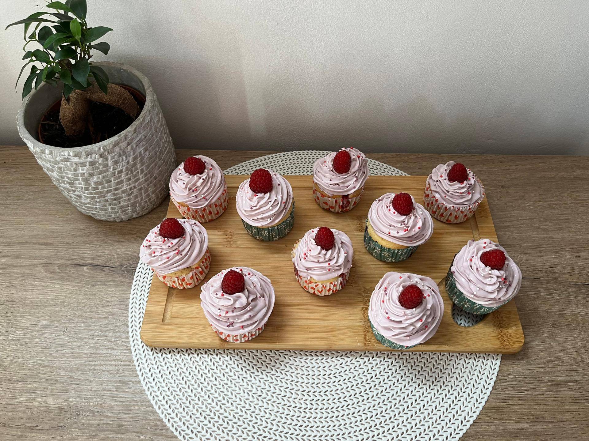 Cupcakes Violette Framboise - Recette Cake Factory | Tefal