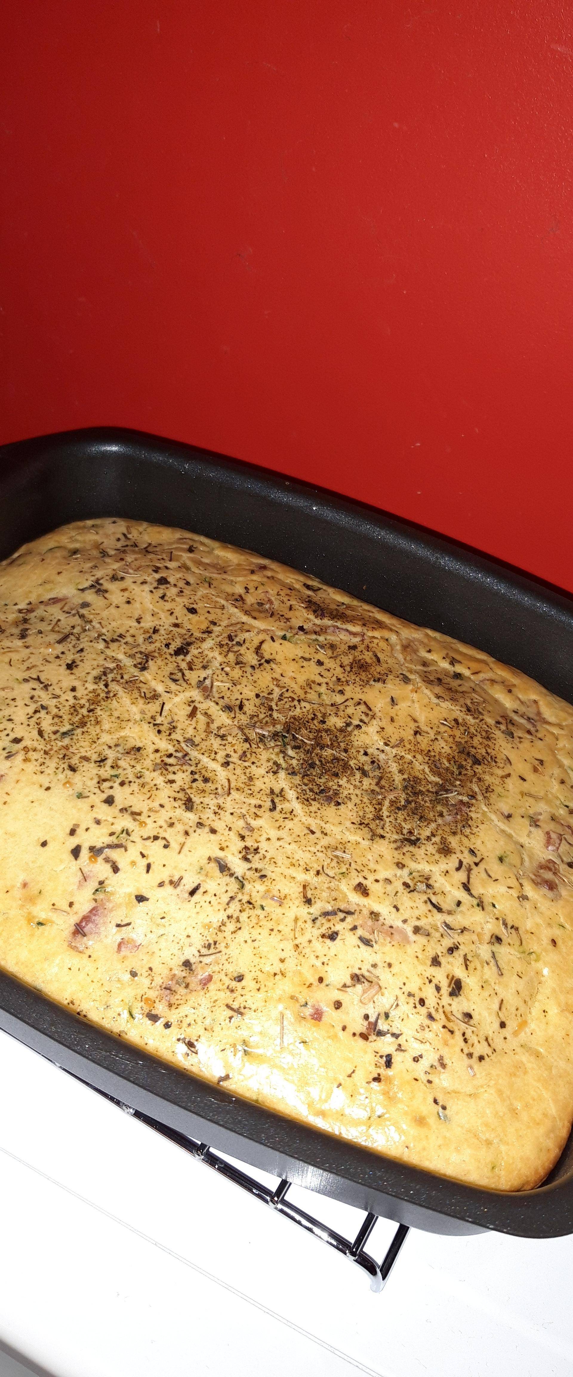 Cake salé lardons, courgettes à la vache qui rit - Recette Cake Factory | Tefal