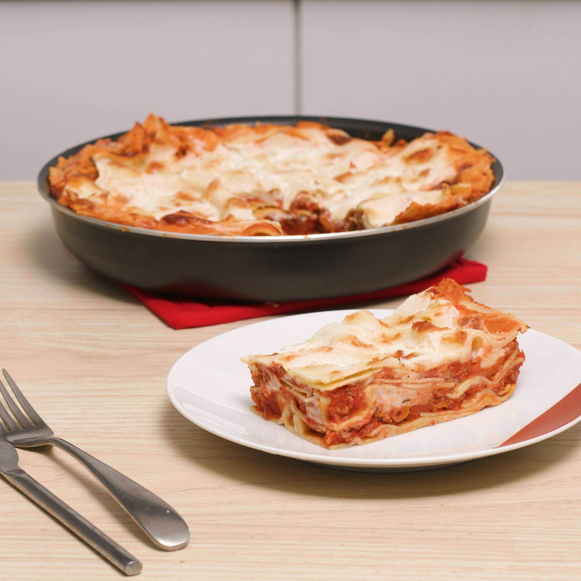 Lasagnes au bœuf, sauce tomate et mozzarella - Recette Poêles et Casseroles | Tefal