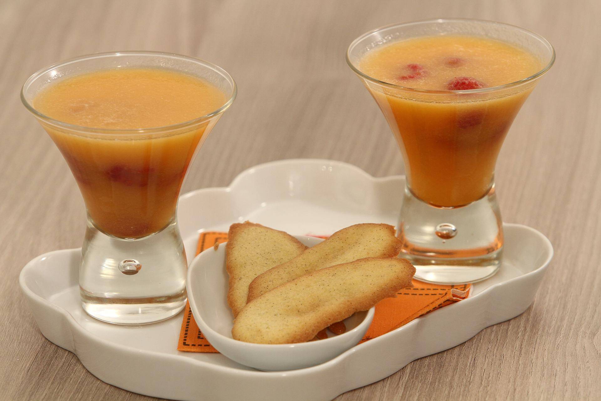 Soupe melon-framboise et langue de chat - Recepten Balance de cuisine | Tefal