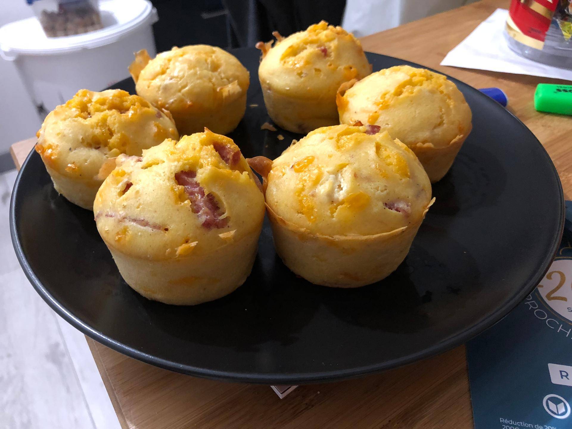 Muffins Lardon Féta Cheddar - Recepten Cake Factory | Tefal
