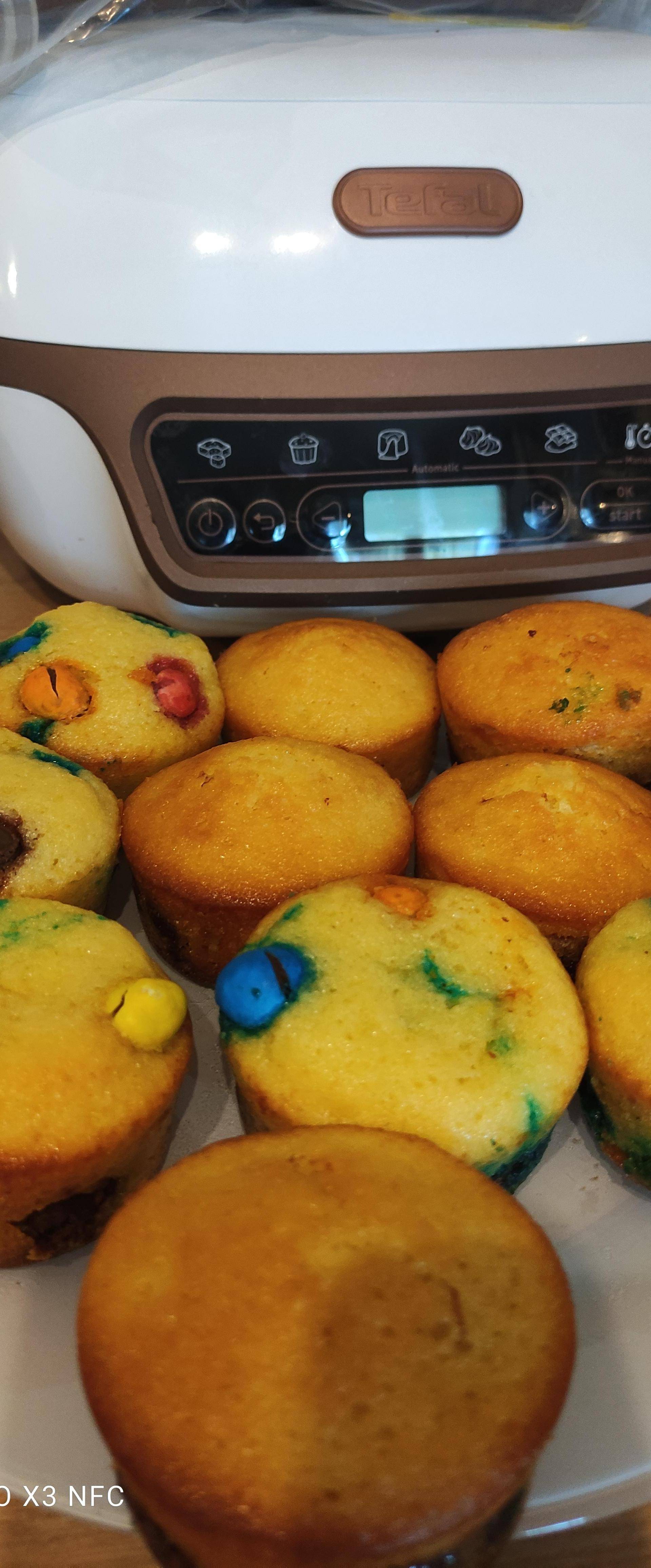 Muffins M&MS et Muffins Kinder - Recette Cake Factory | Tefal