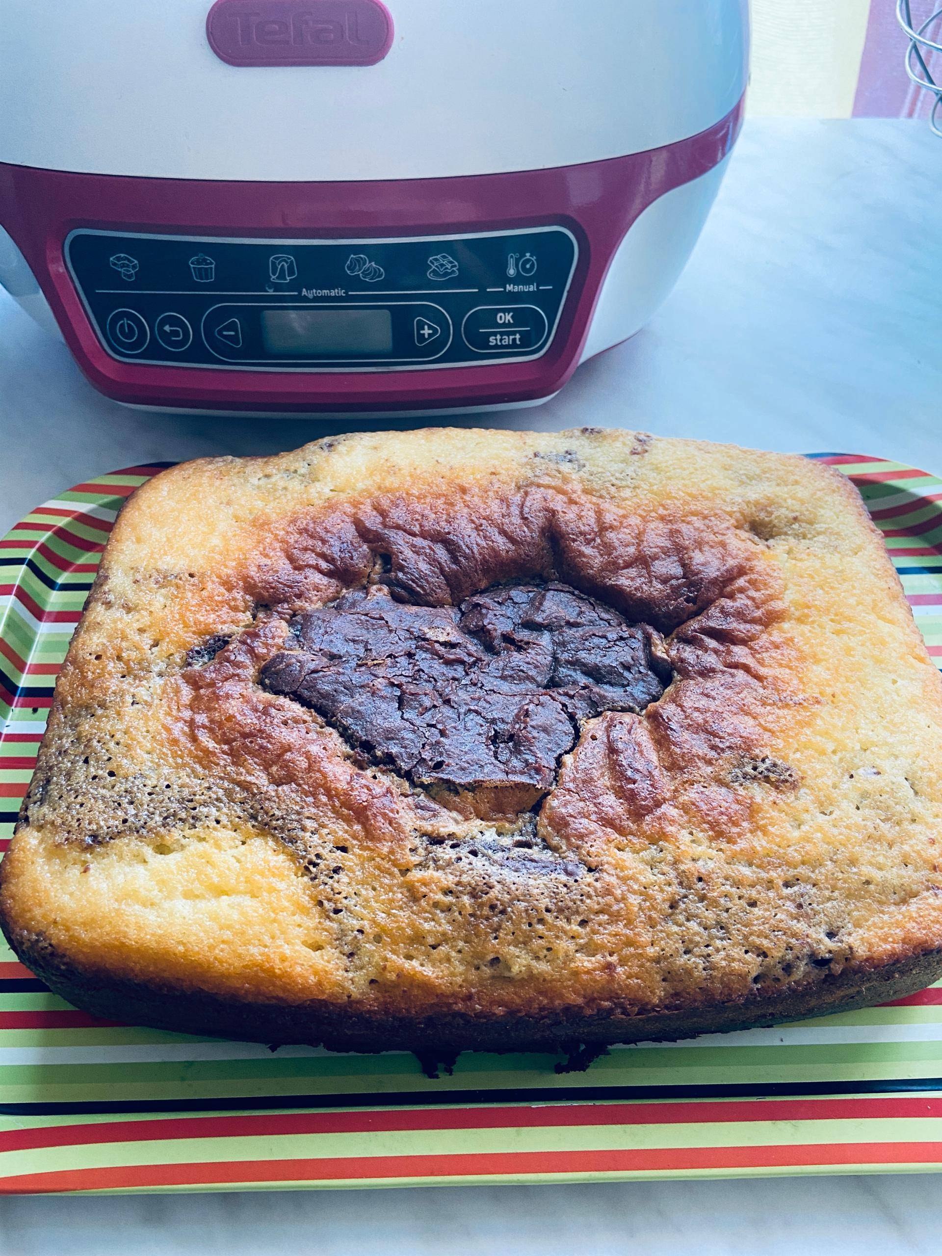 Gâteau marbré chocolat et chocolat blanc - Recette Cake Factory | Tefal