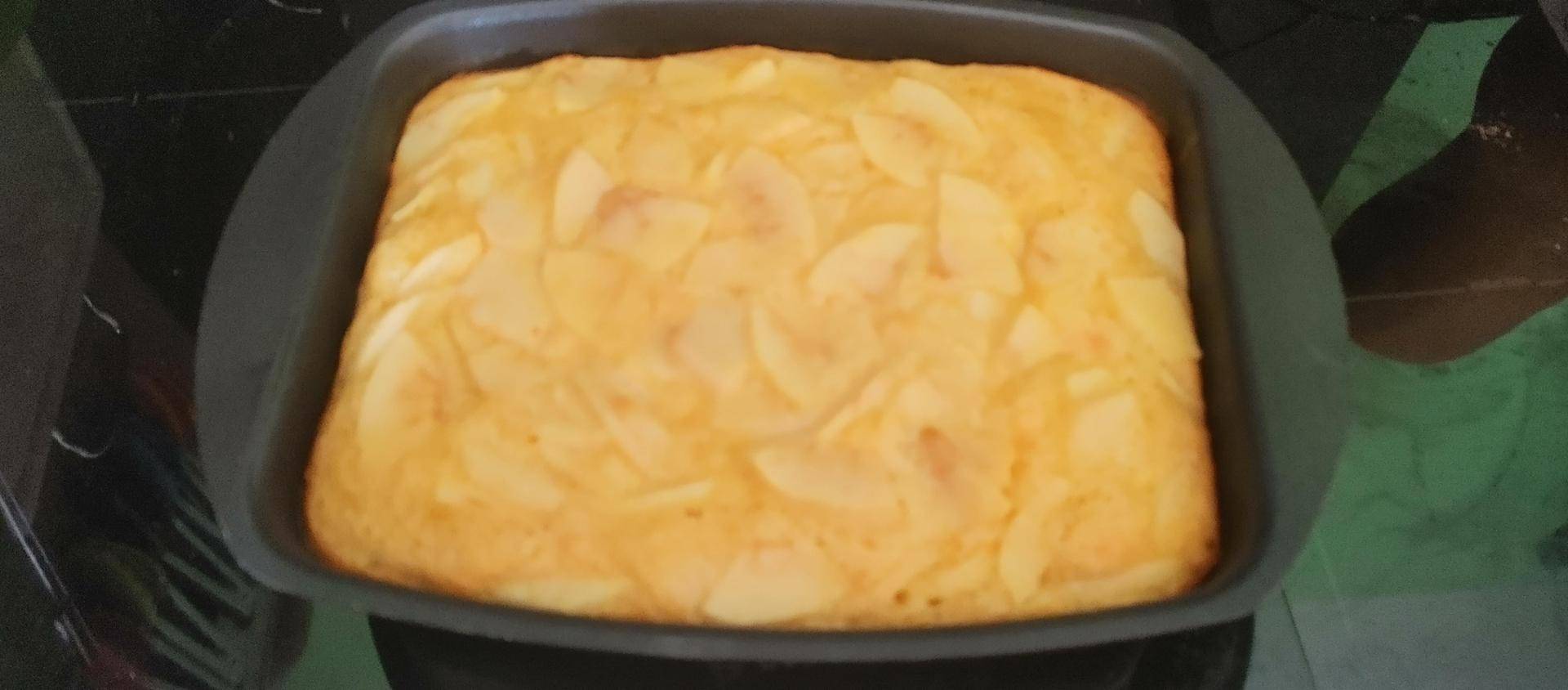 Gâteau aux pommes et au rhum - Recepten Cake Factory | Tefal