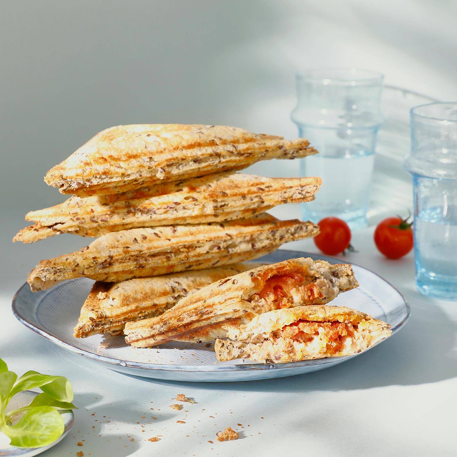Sandwich thon tomate et chorizo - Recette Snack Collection MECHANICAL | Tefal