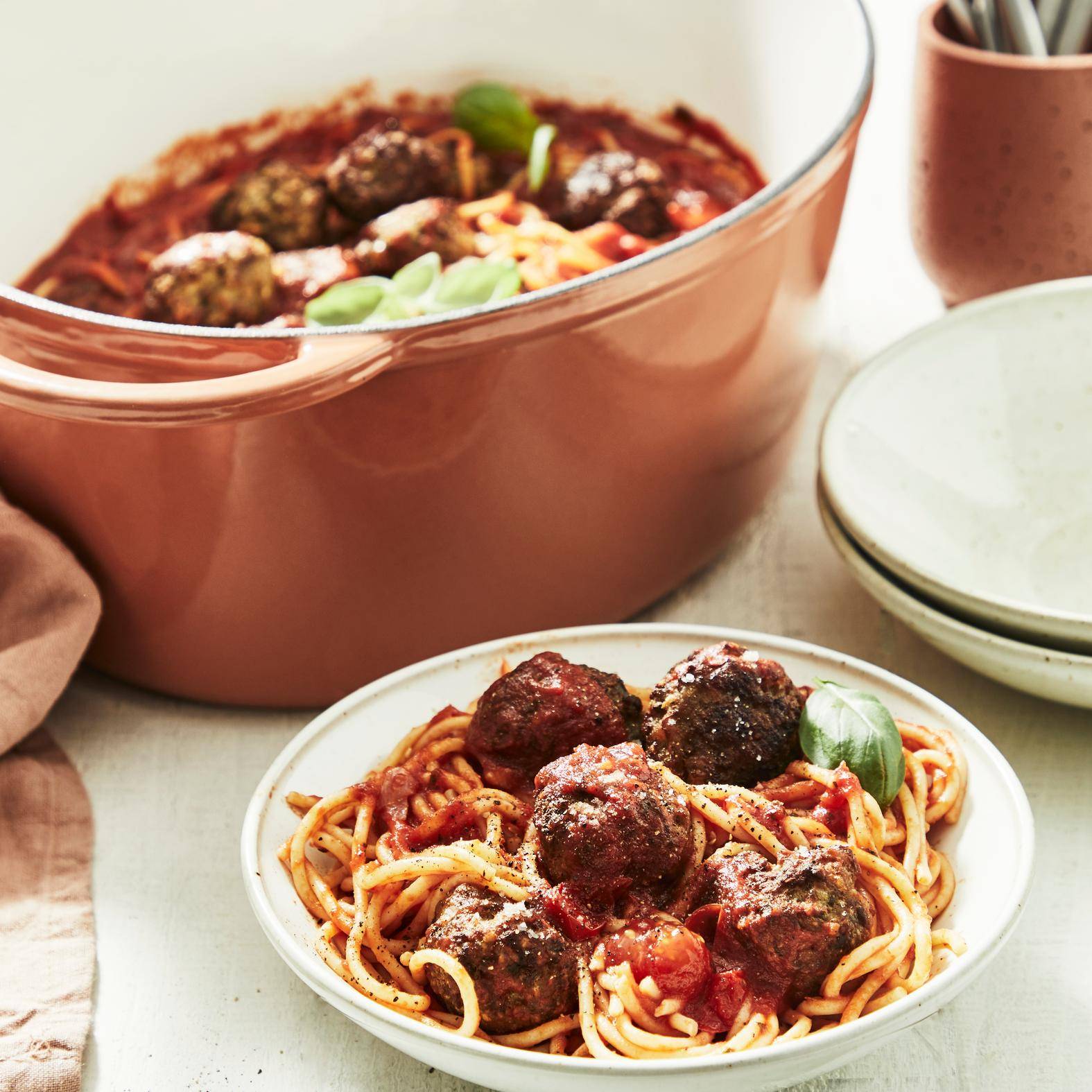 Authentiques pâtes aux boulettes à l'Italienne - Recette Poêles et Casseroles | Tefal