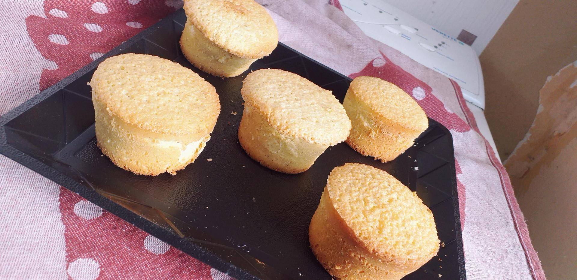 Cupcake à la fleur d'oranger - Recepten Cake Factory | Tefal