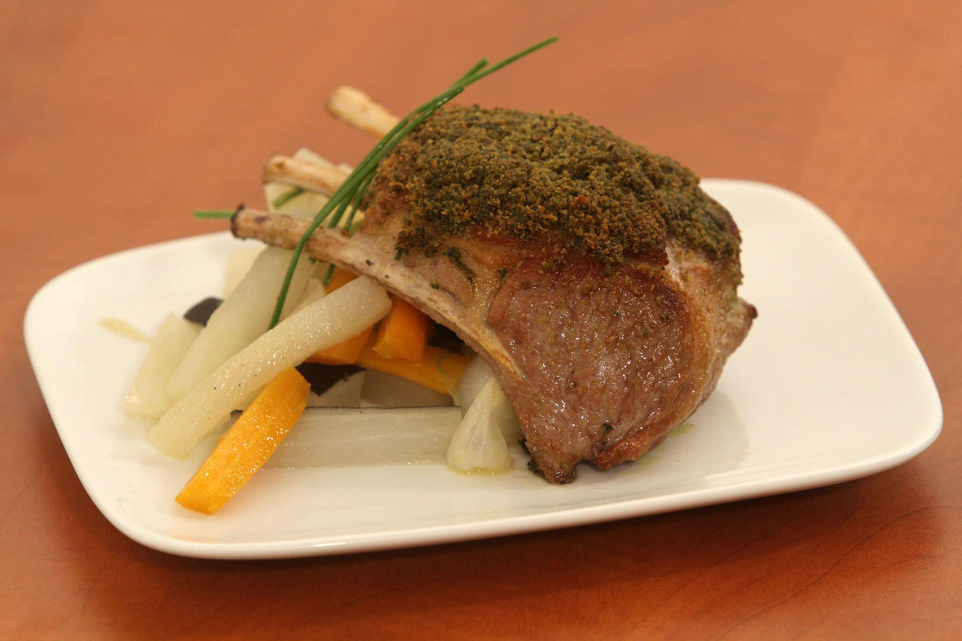 Carré d'agneau en croûte et ses légumes - Recepten Balance de cuisine | Tefal