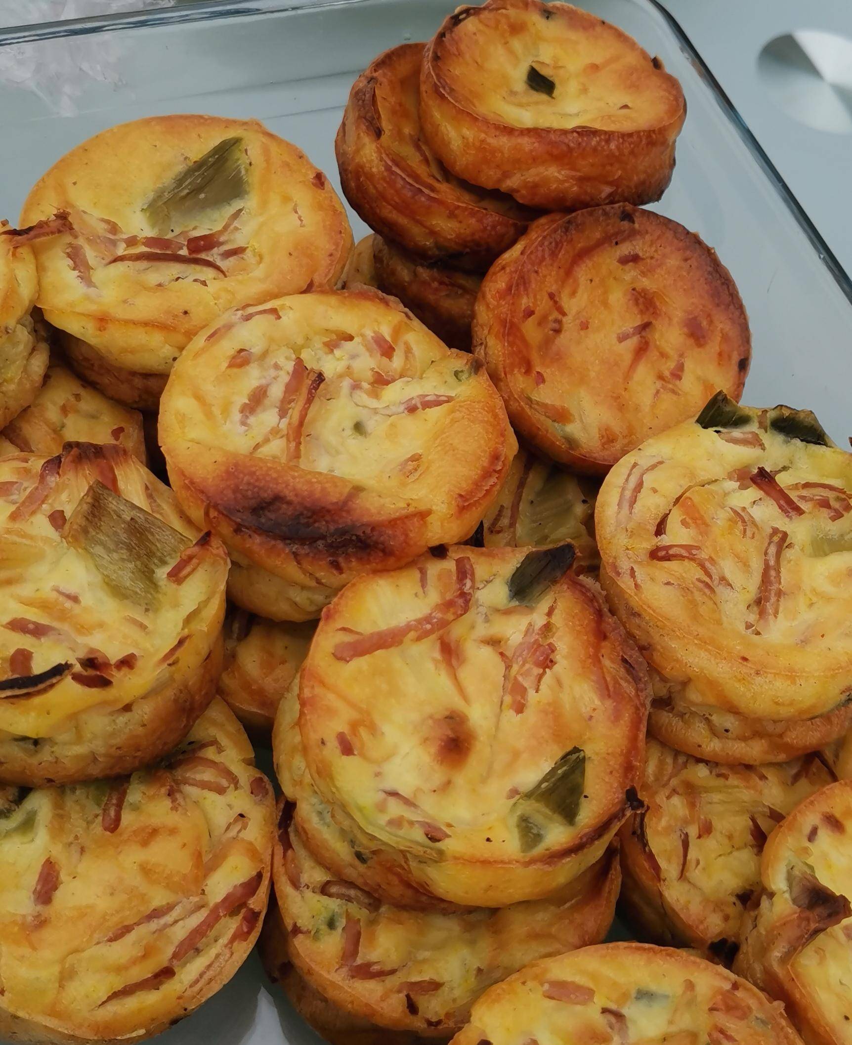 Mini quiches sans pâte poireaux jambon - Recepten Cake Factory | Tefal