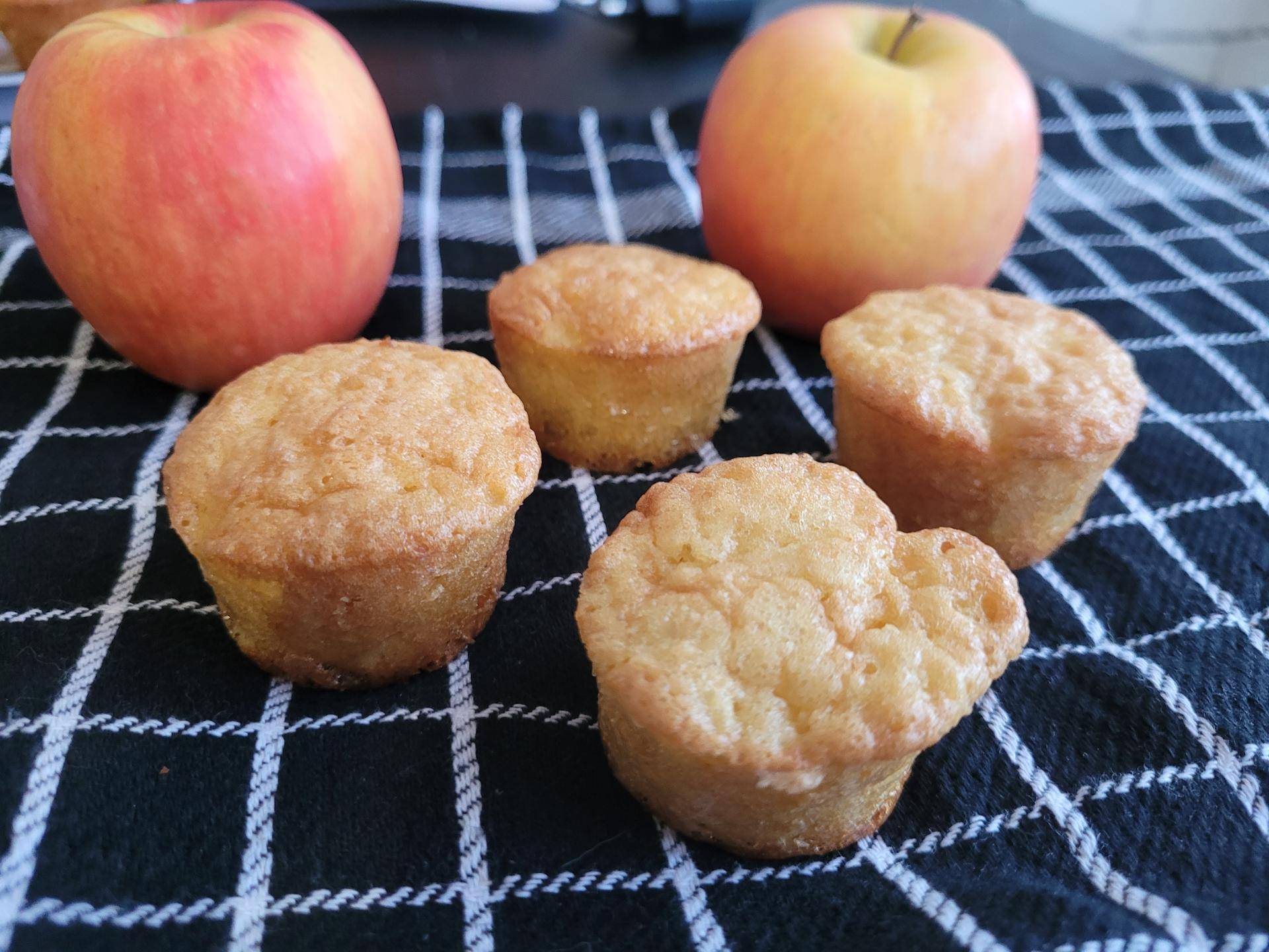 Mini gâteaux aux pommes - Recepten Cake Factory Délices | Tefal