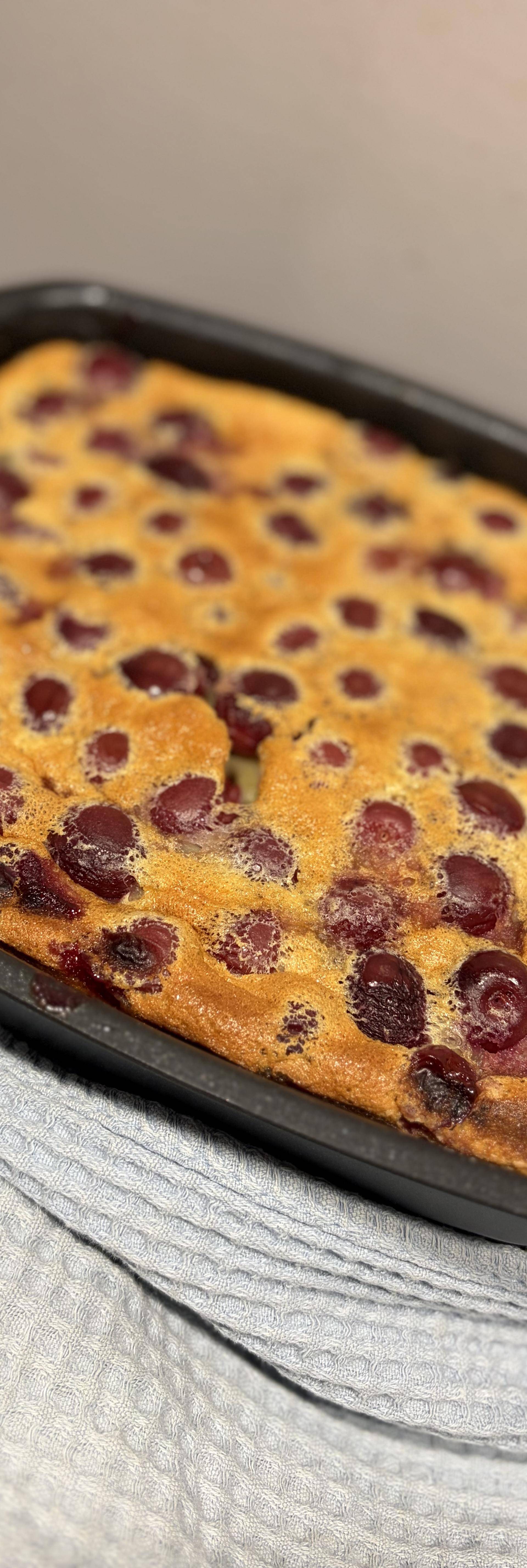 Clafoutis aux cerises de Ines - Recette Cake Factory Délices | Tefal