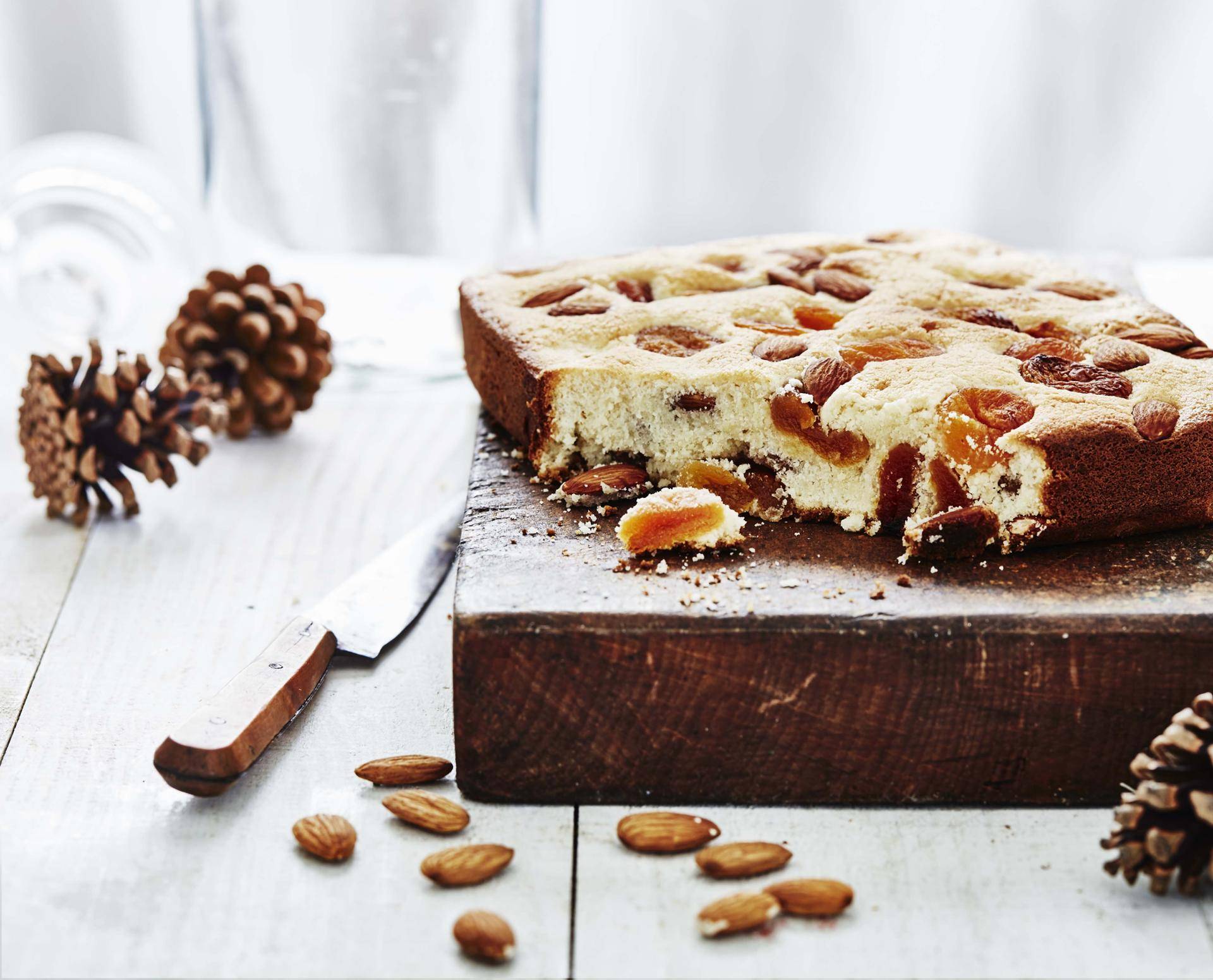 Gâteau à l'amande, noisette et abricots - Recepten Cake Factory | Tefal