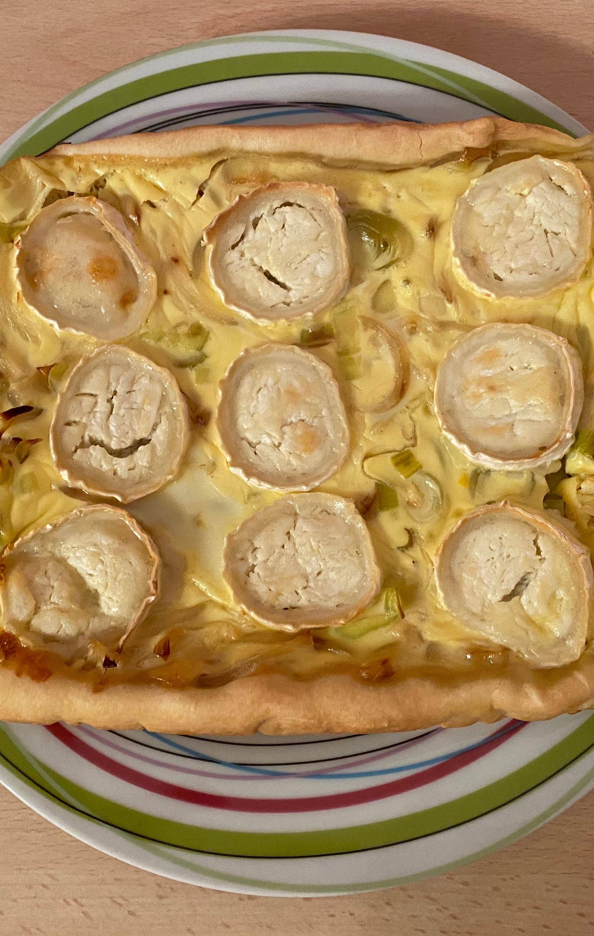 Quiche poireaux chèvre oignon - Recette Cake Factory | Tefal