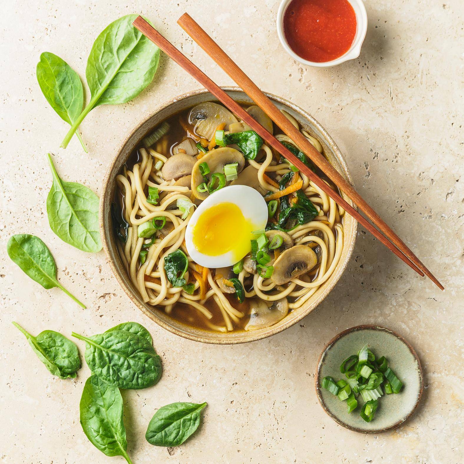 Soupe de ramen aux légumes - Recepten Poêles et Casseroles | Tefal