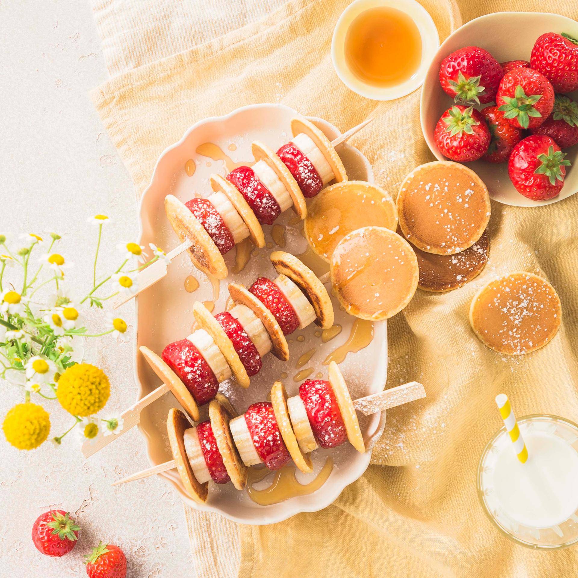 Brochettes de pancakes fraises bananes - Recette Poêles et Casseroles | Tefal