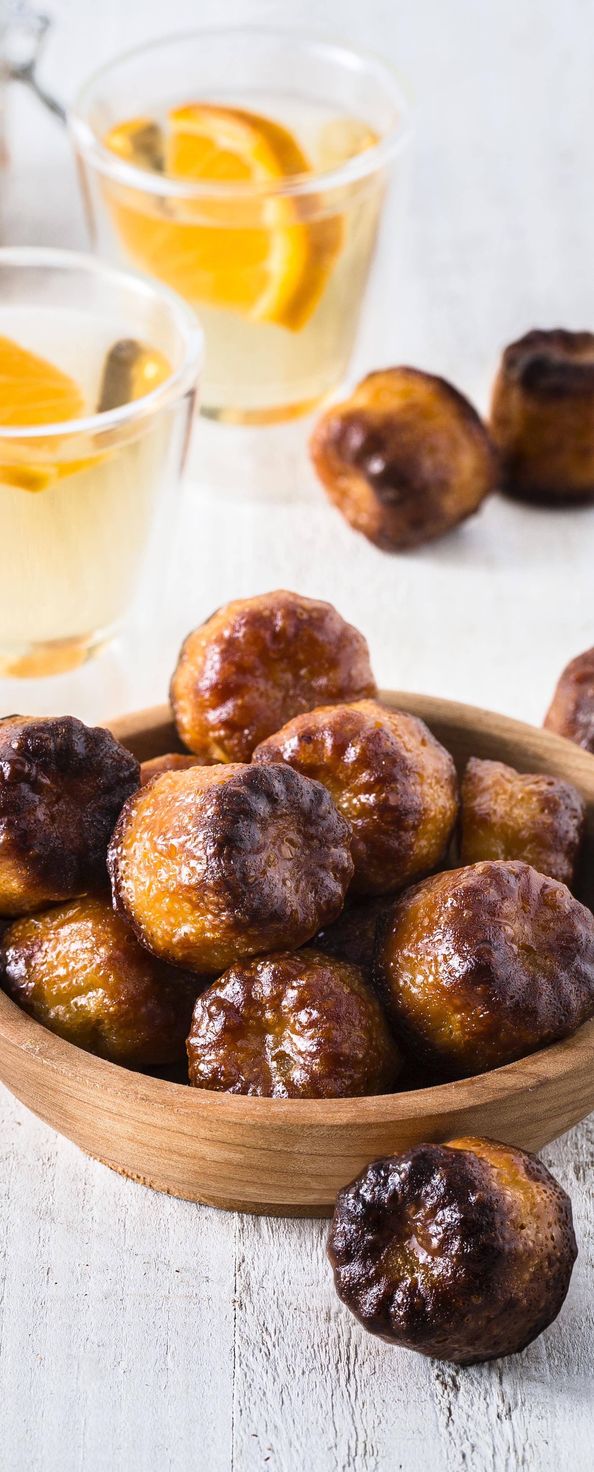 Minicanelés met sinaasappel - Recepten Cake Factory | Tefal