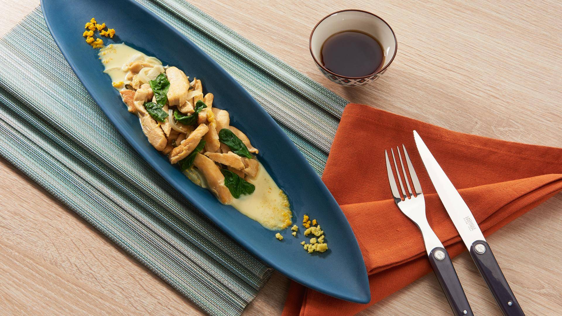 Poulet coco et caramel, roquette aux agrumes - Recepten Poêles et Casseroles | Tefal