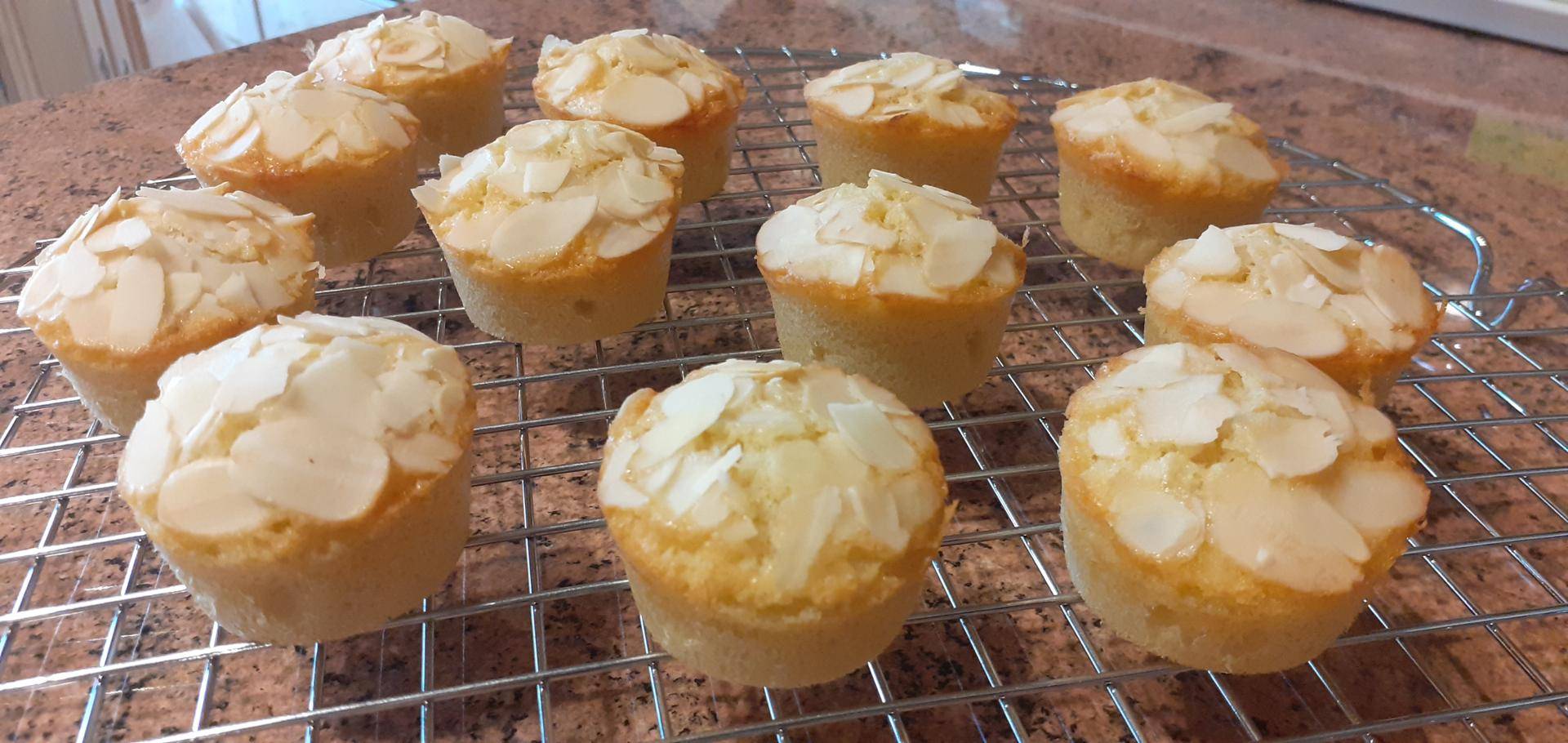 Mini moelleux aux amandes et à la fleur d'oranger - Recepten Cake Factory | Tefal