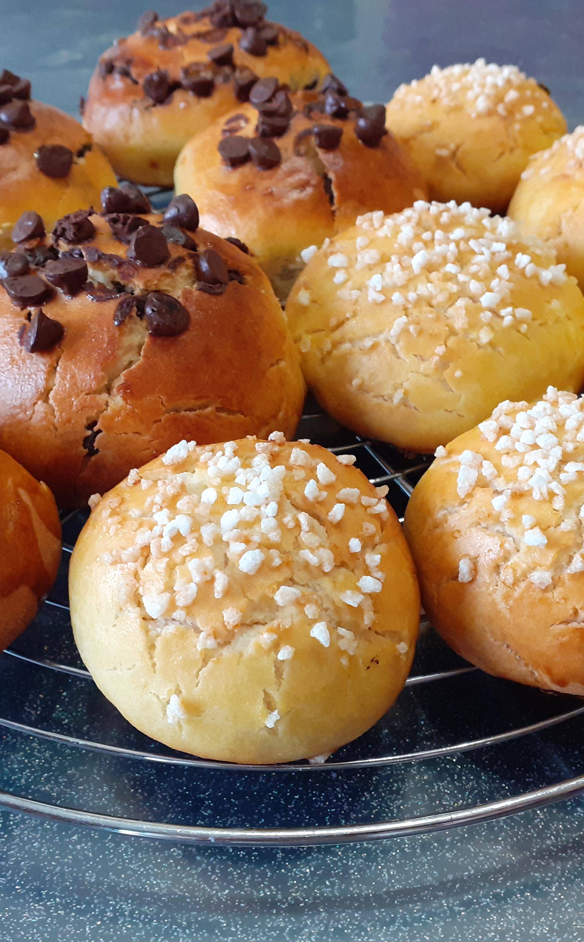Brioche au yaourt perles de sucre et pépites de chocolat - Recette Cake Factory | Tefal