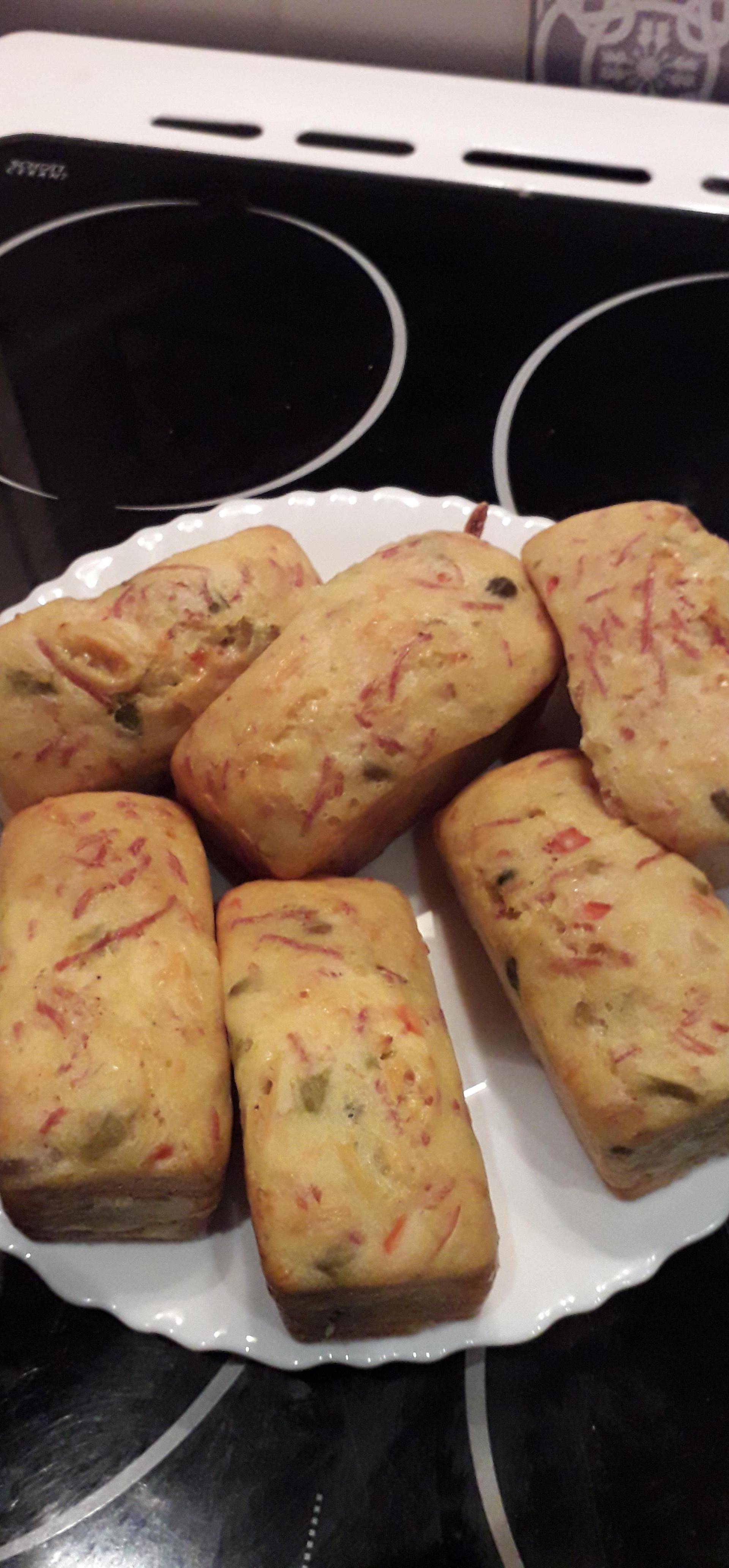 Cake au gruyère râpé,jambon et Macédoine de légumes - Recette Cake Factory | Tefal