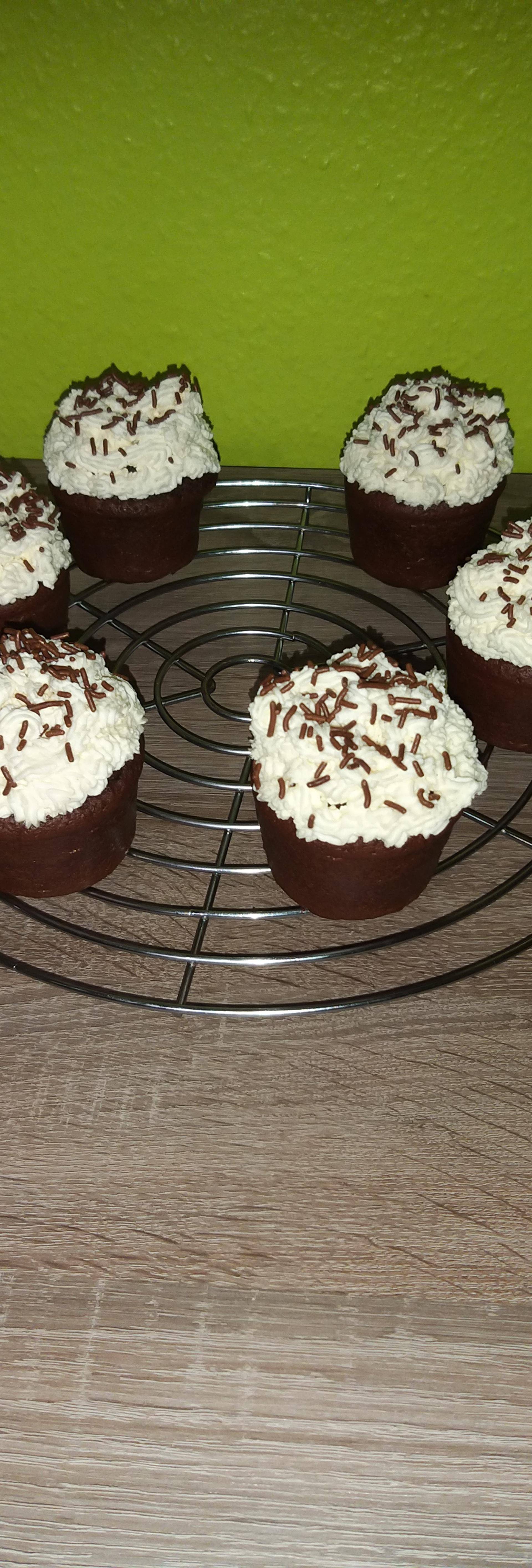 Muffins aux cœur oréo et crème fraîche - Recette Cake Factory | Tefal