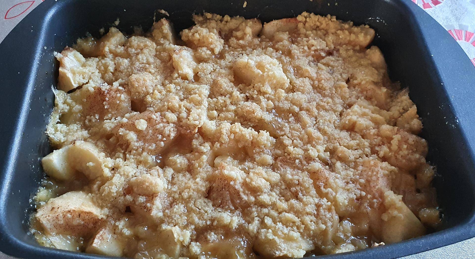 Crumble aux pommes de mon enfance - Recette Cake Factory | Tefal