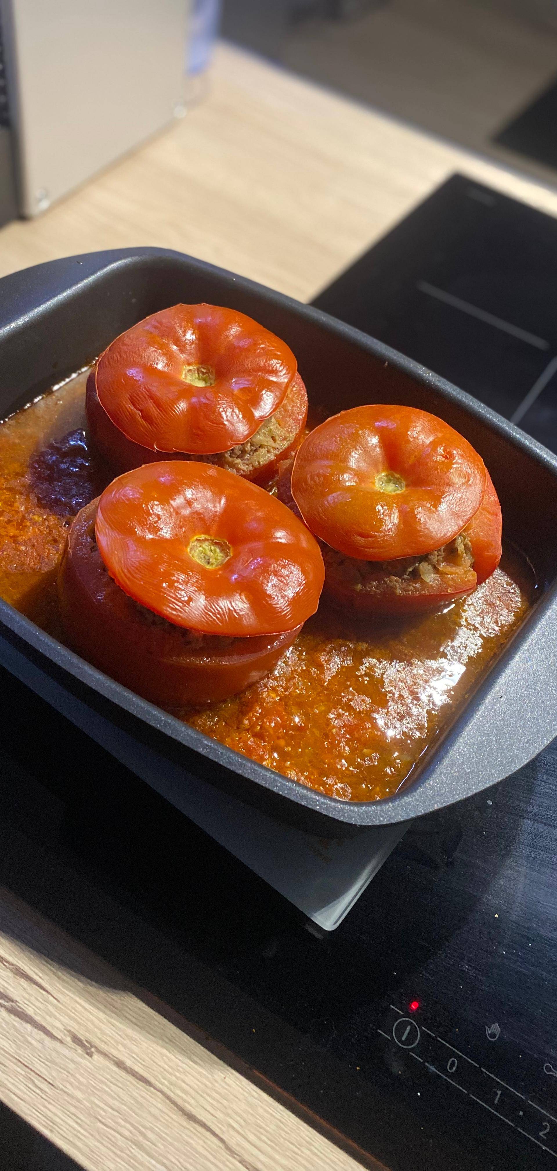 Tomate farcie à la viande hachée - Recette Cake Factory | Tefal