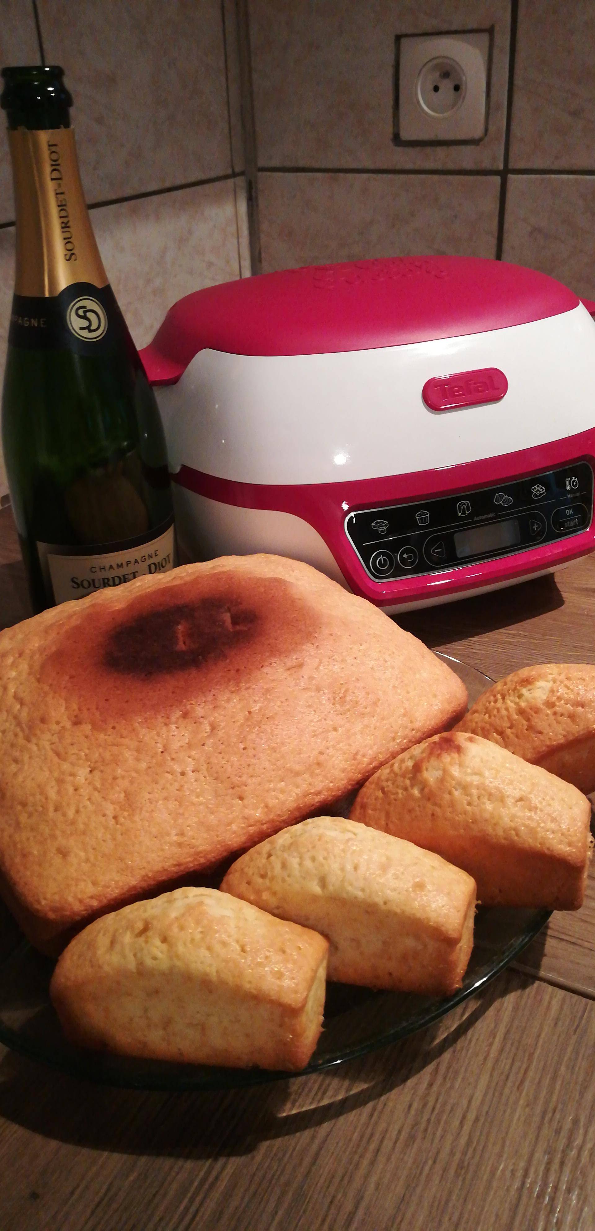 Gateau au champagne ou vin blanc sec - Recette Cake Factory | Tefal