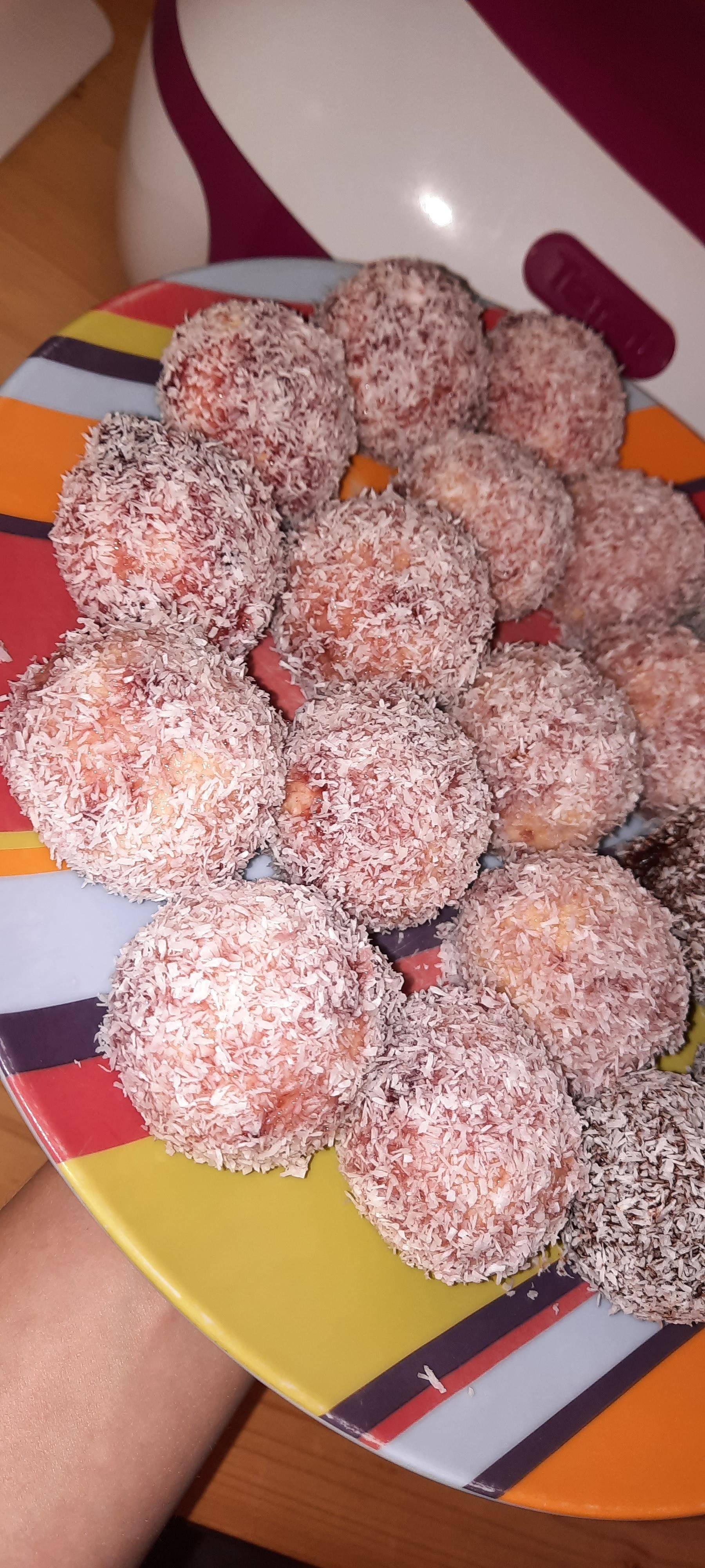 Boules de noix de coco. - Recette Cake Factory | Tefal