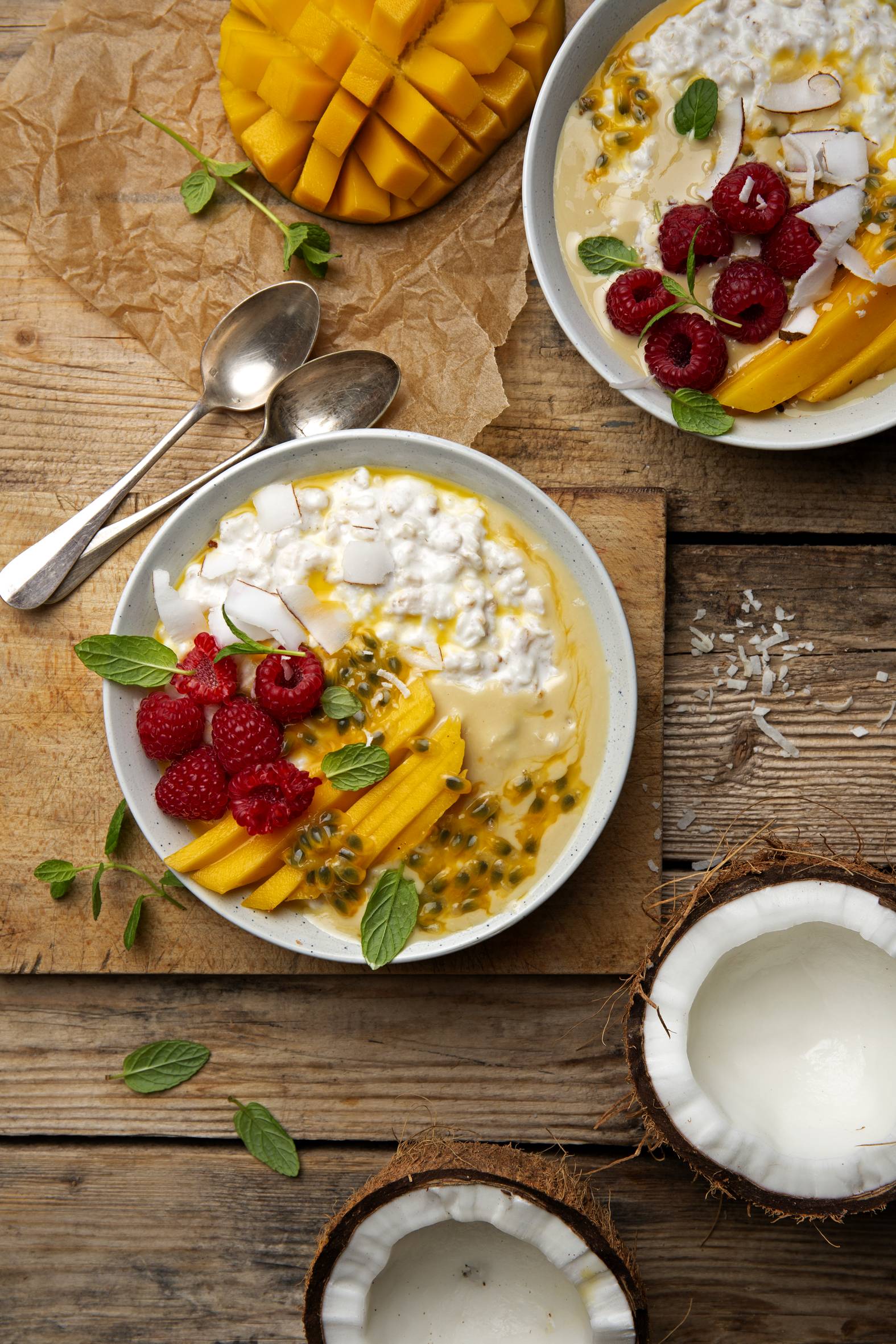 Porridge au lait de coco, mangue, pulpe de fruits de la passion et framboises - Recepten undefined | Tefal