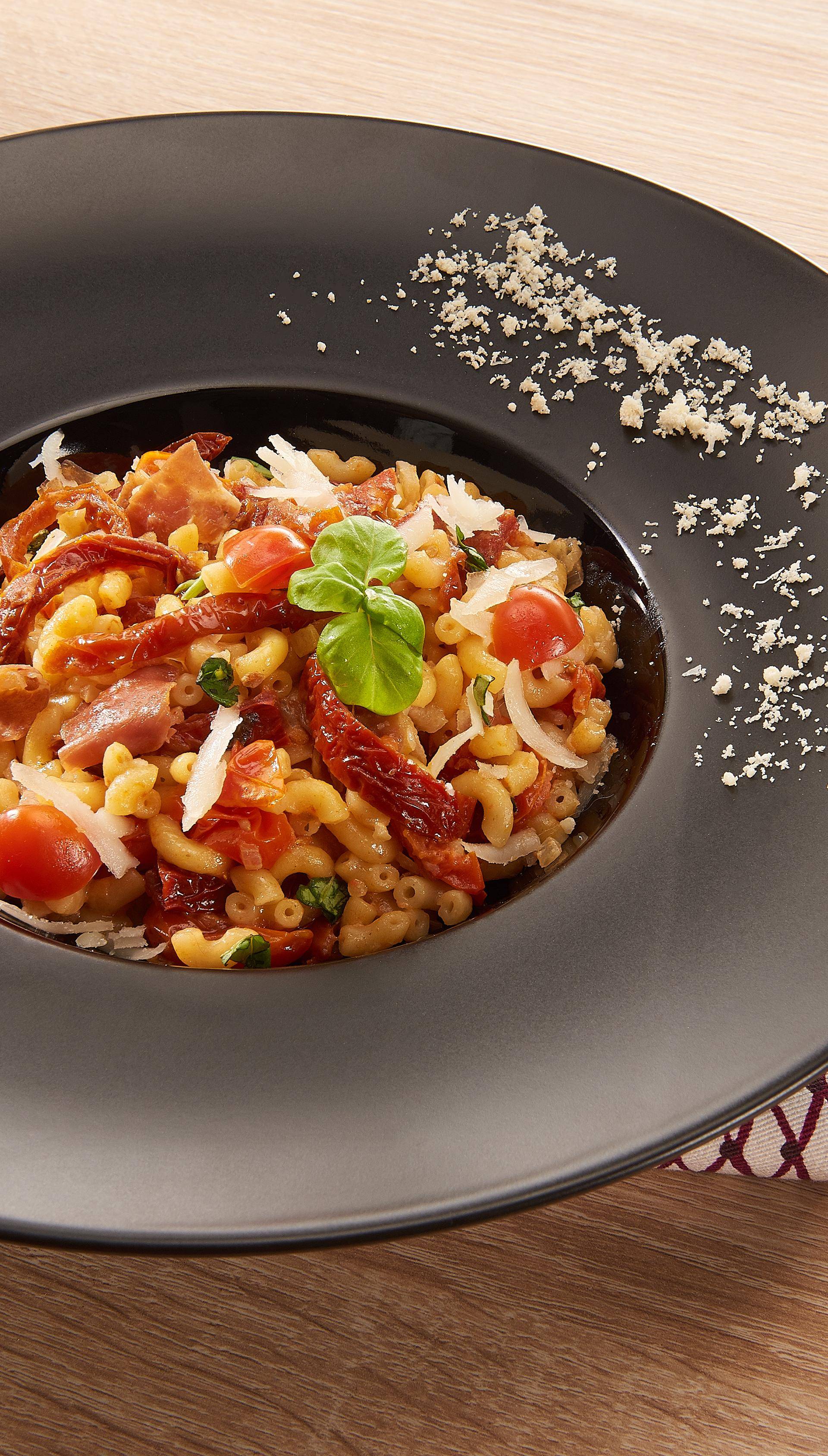 Risotto de coquillettes aux 2 tomates et pecorino - Recette Poêles et Casseroles | Tefal