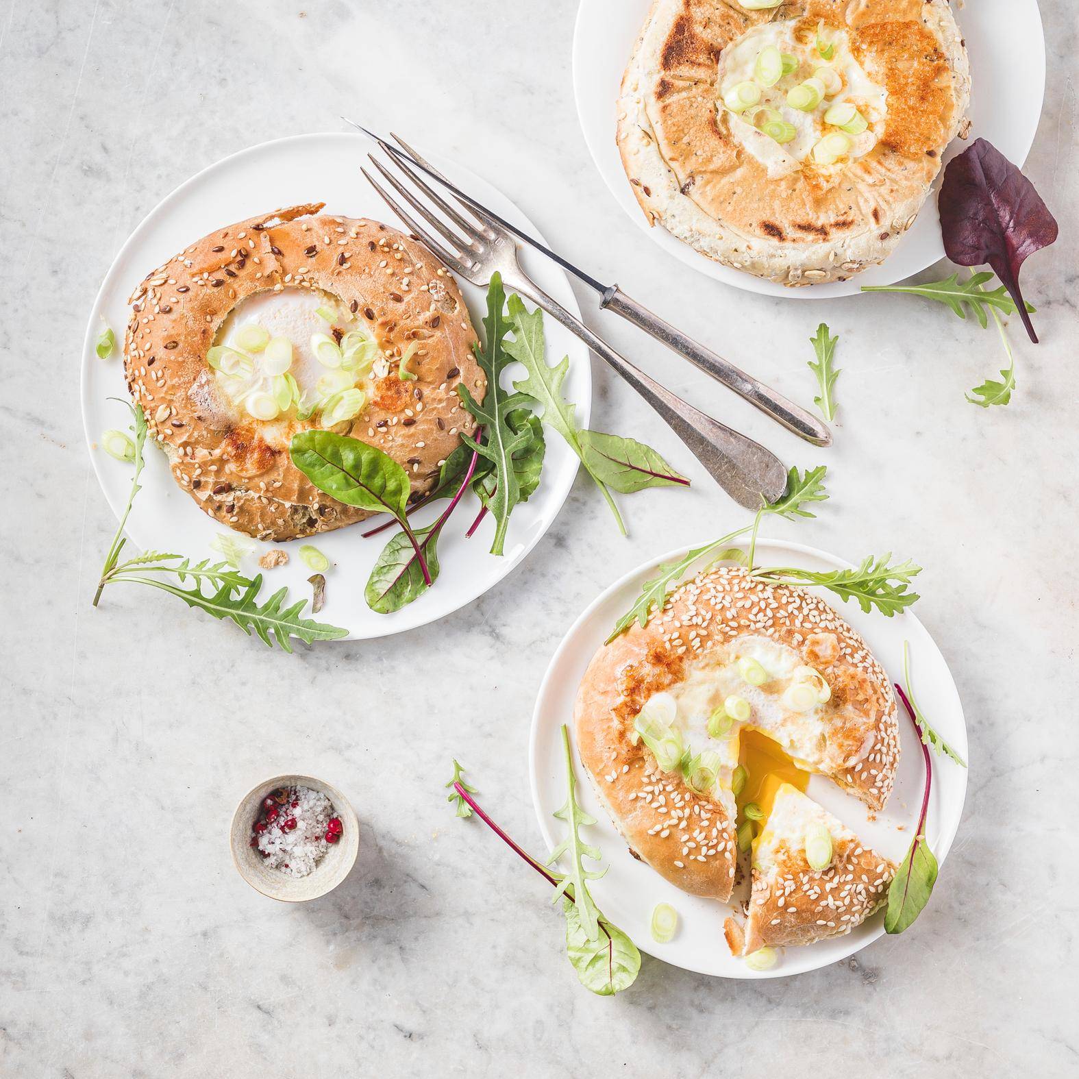 Bagels œuf mozzarella (œuf dans le trou) - Recette Poêles et Casseroles | Tefal