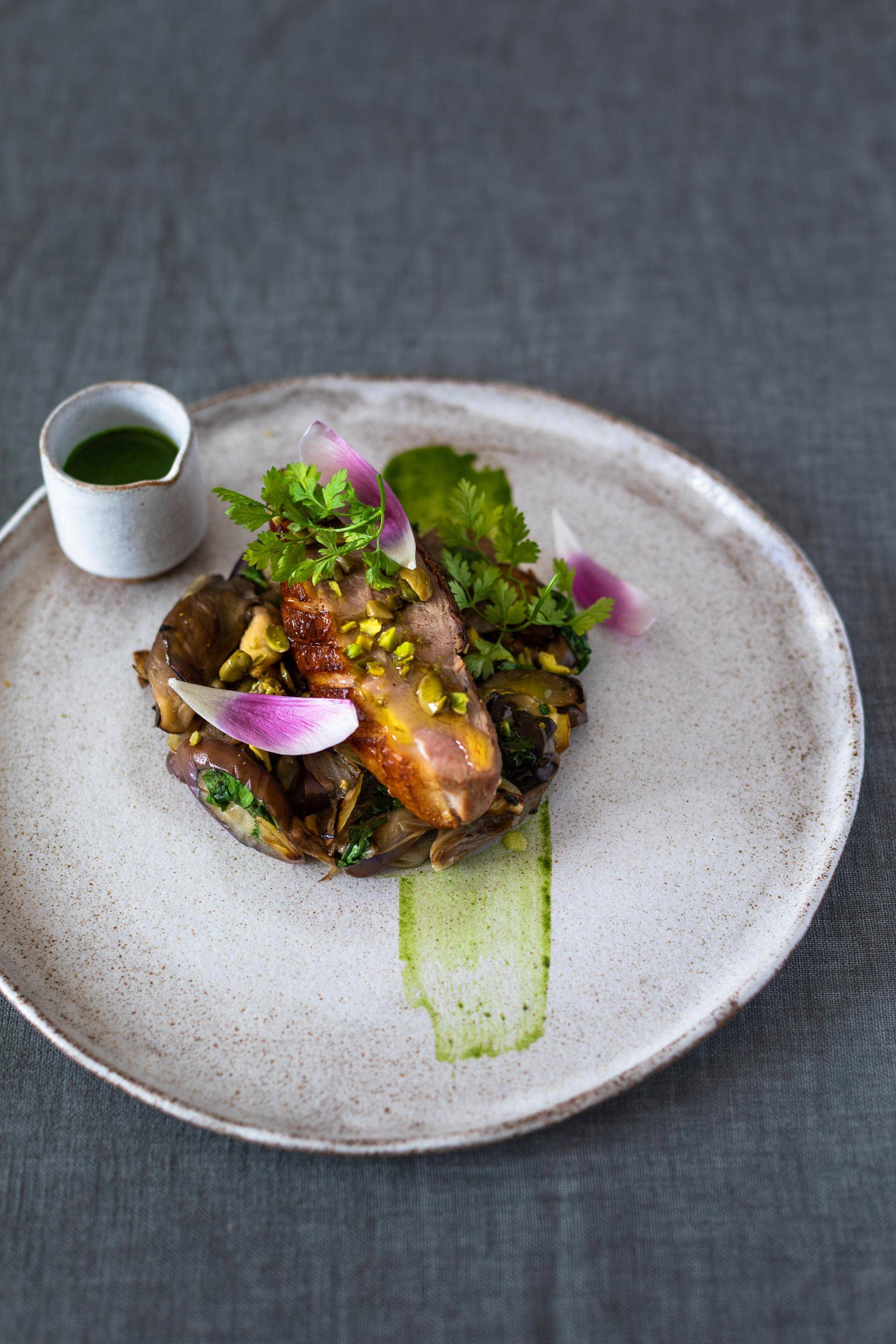 Magret de canard laqué, aubergines et pleurotes à la coriandre - Recette Poêles et Casseroles | Tefal