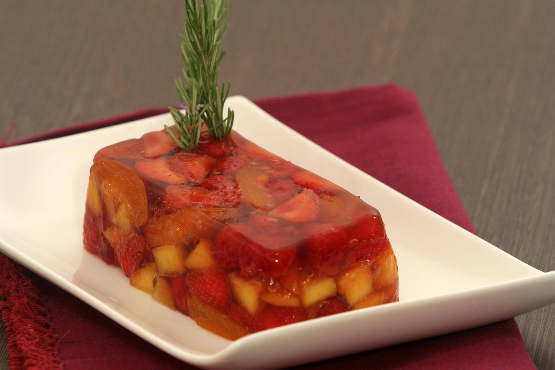Terrine de fruits frais en gelée rouge - Recepten Balance de cuisine | Tefal
