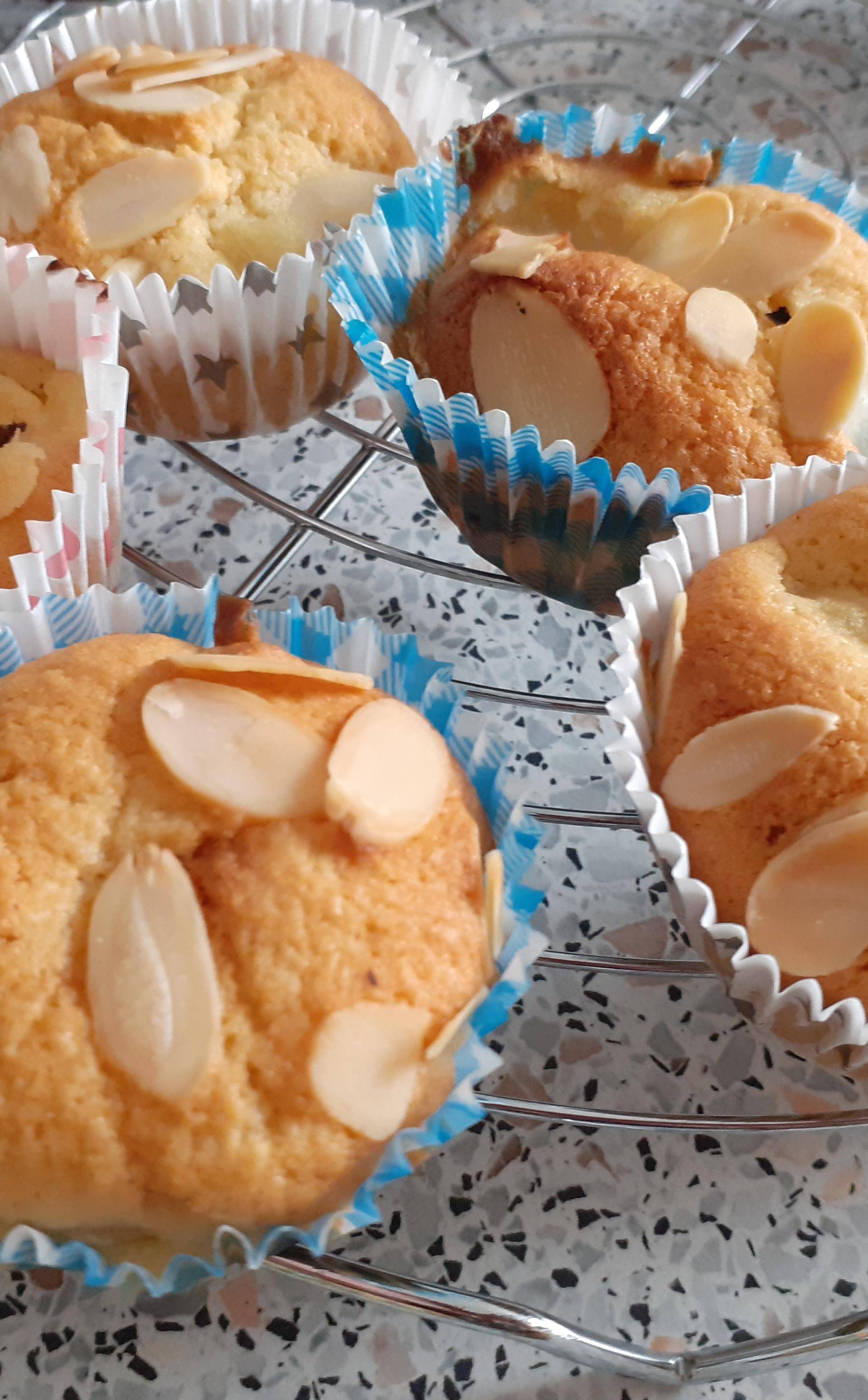 Muffins Poires Amandes - Recette Cake Factory | Tefal