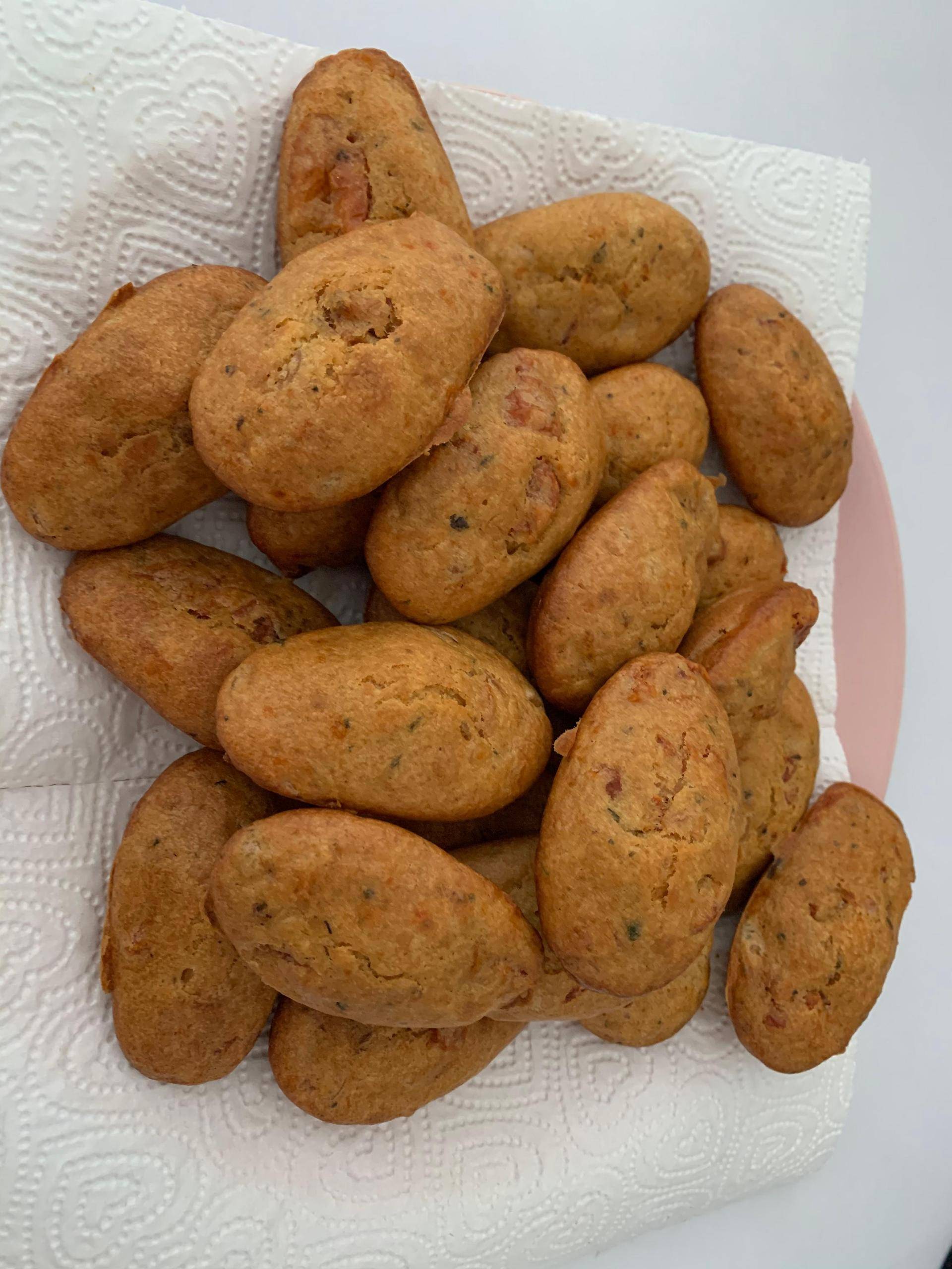 Madeleines thon et tomates séchées - Recepten Cake Factory | Tefal